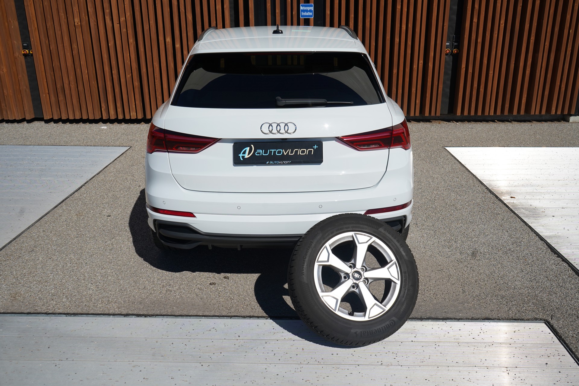 AUDI Q3 SPORTBACK 35 TFSI S LINE BLACK S-TRONIC l 150 PS-image-16