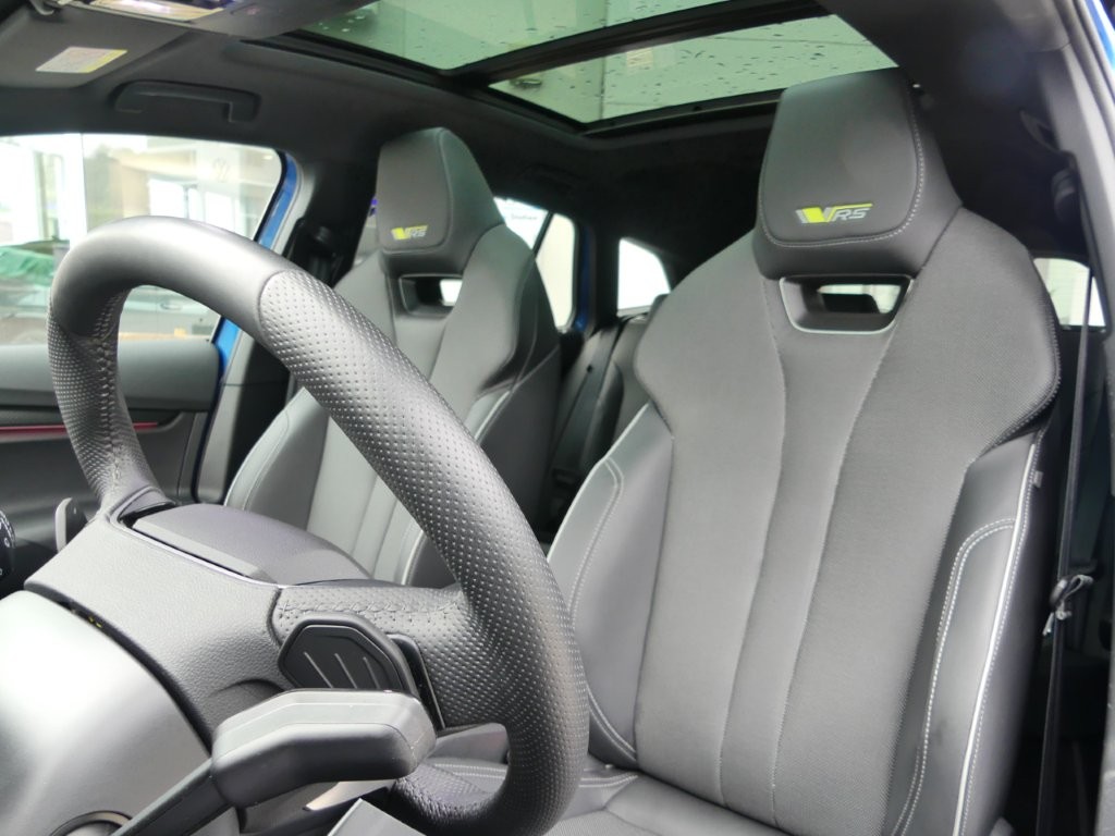 SKODA Enyaq 4x4 RS-image-9