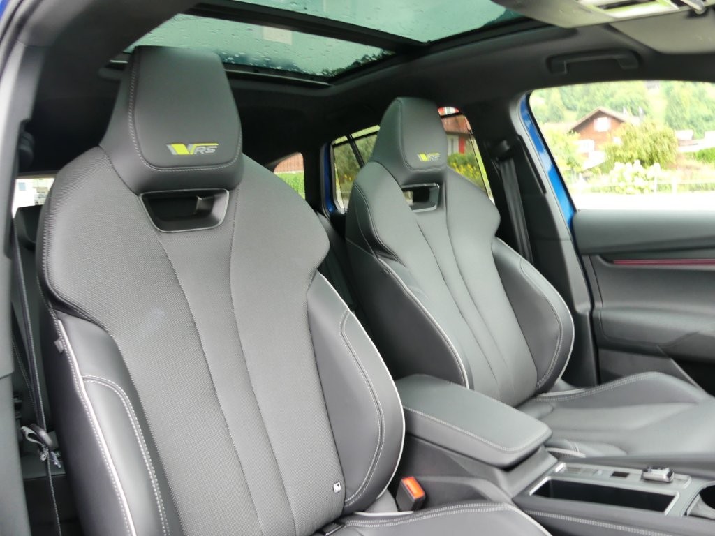 SKODA Enyaq 4x4 RS-image-10