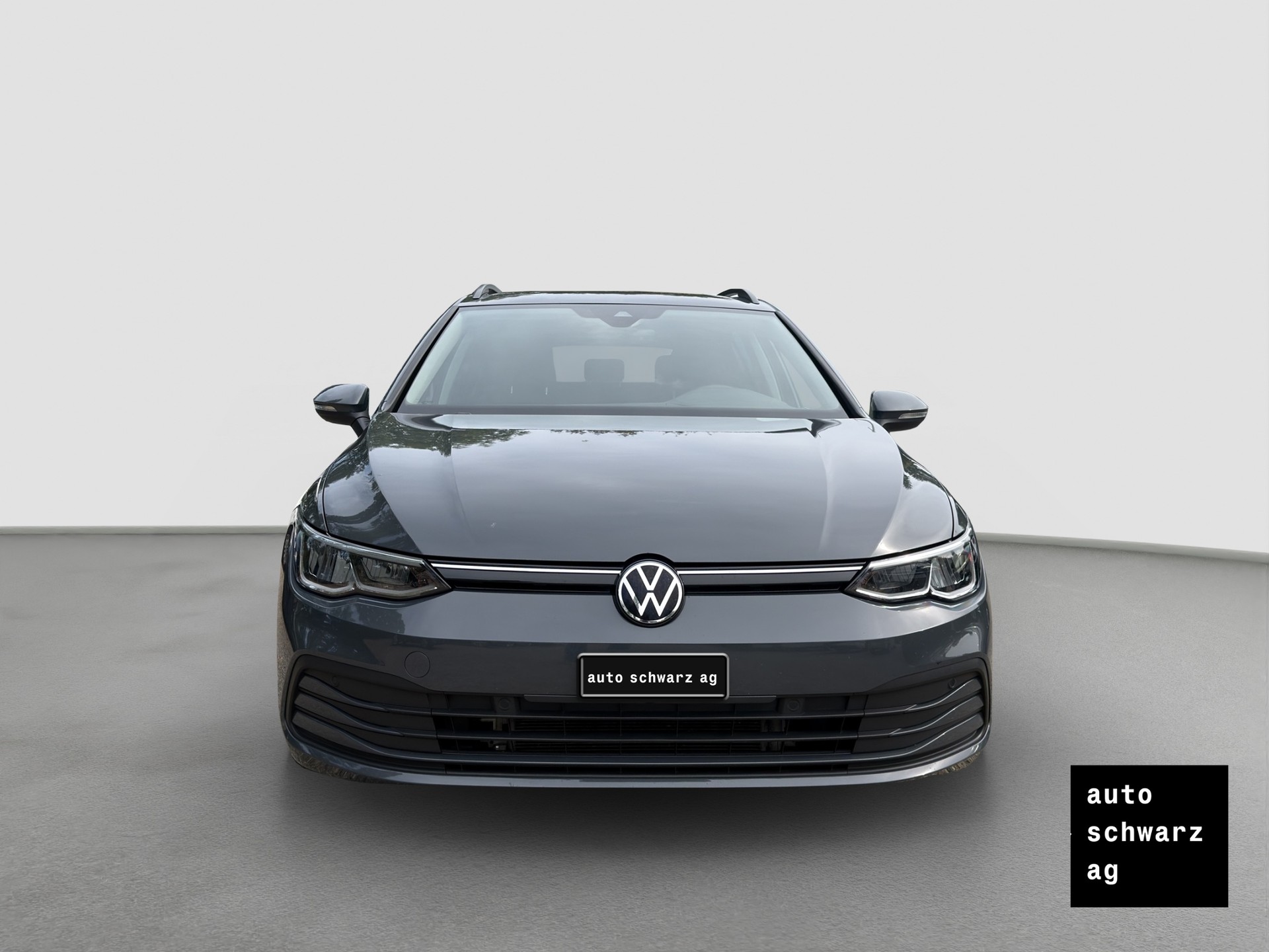 VW Golf Variant 2.0 TDI Life DSG-image-1