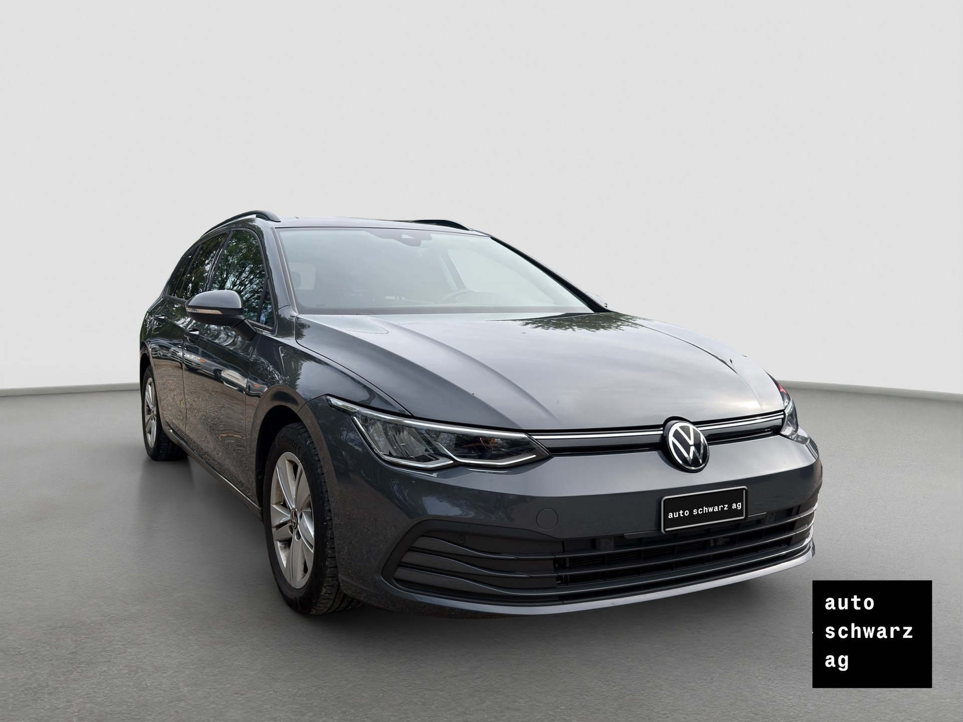 VW Golf Variant 2.0 TDI Life DSG-image-2