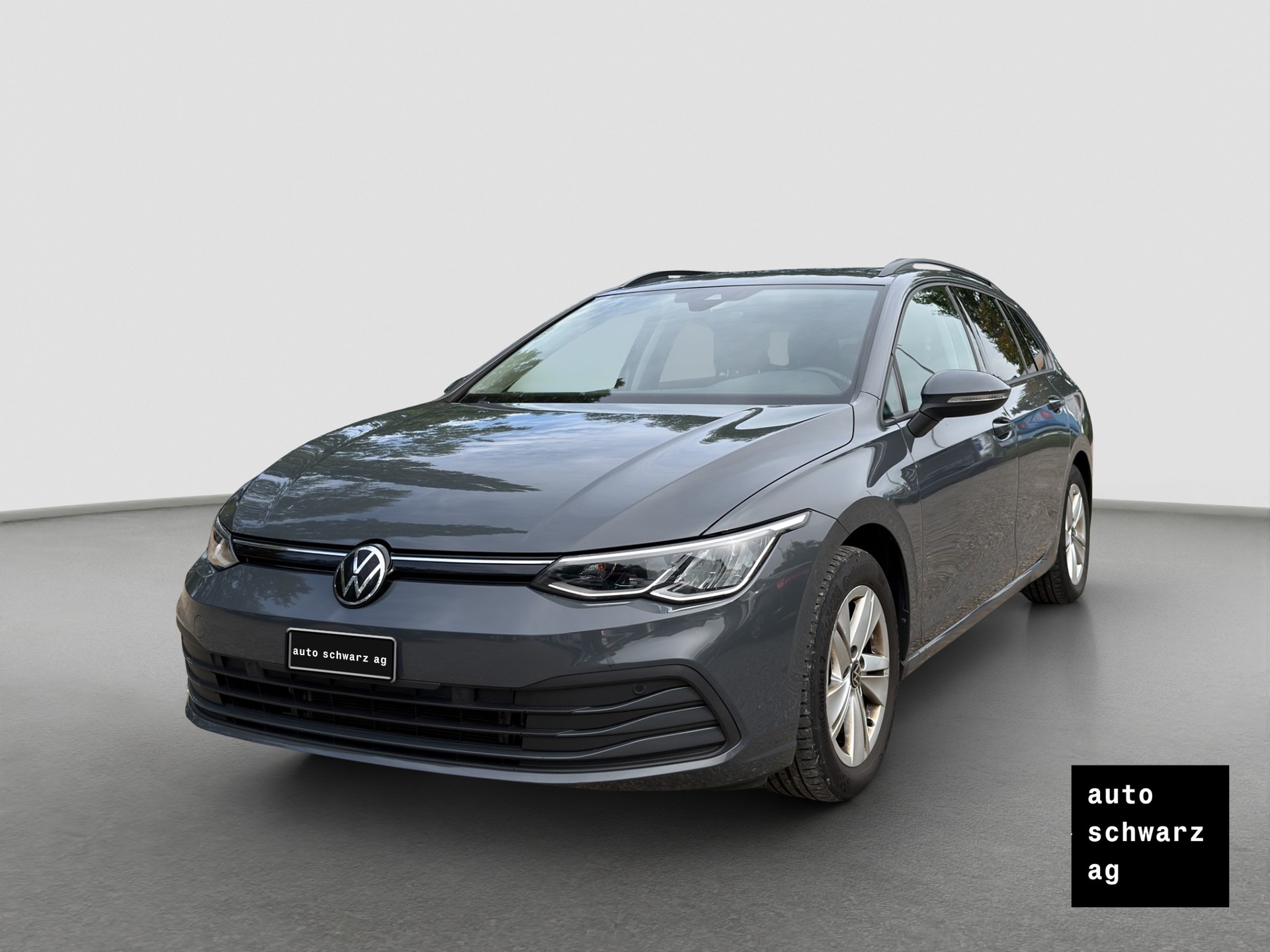 VW Golf Variant 2.0 TDI Life DSG-image-0