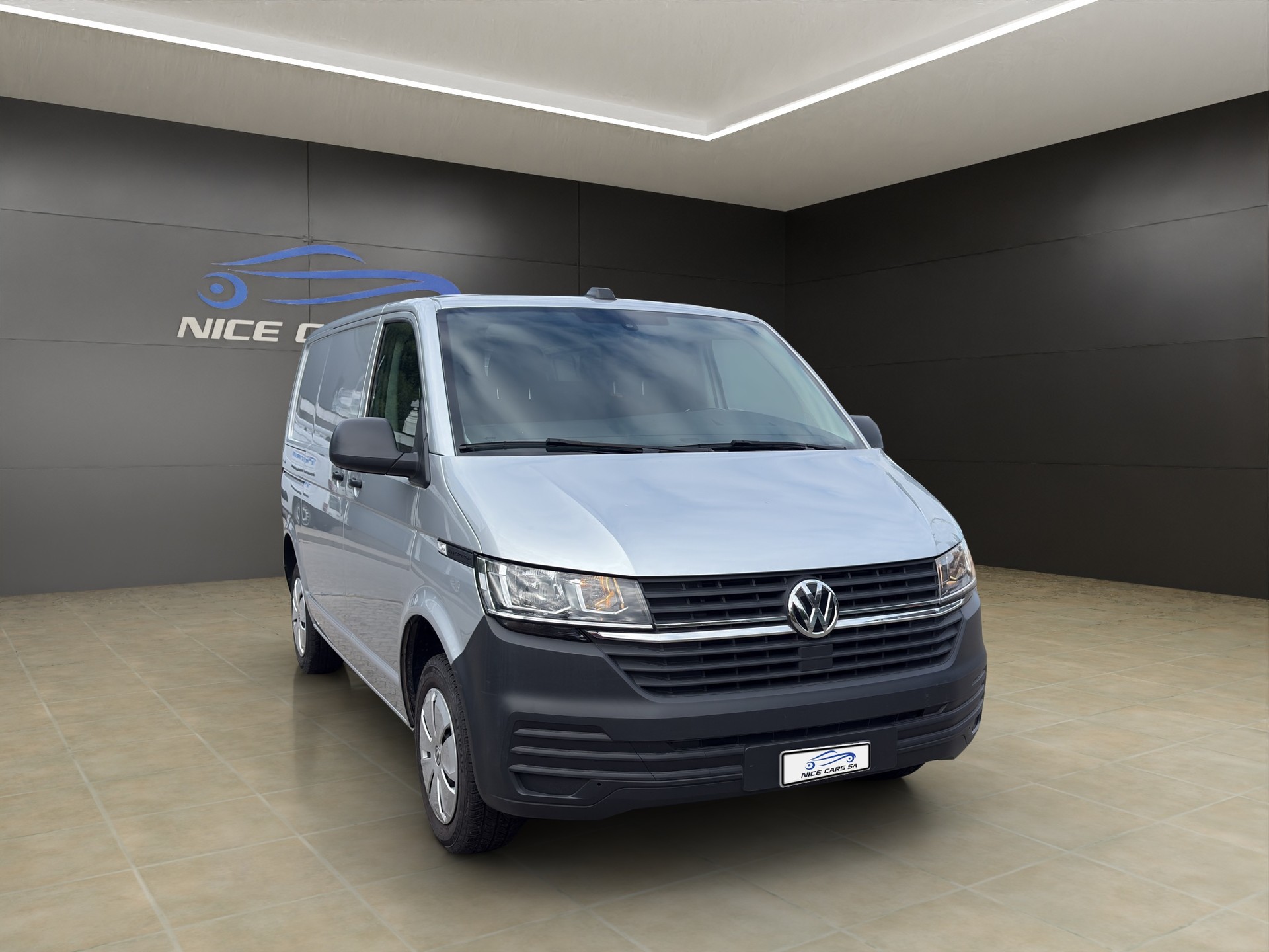 VW T6.1 2.0 TDI-image-1
