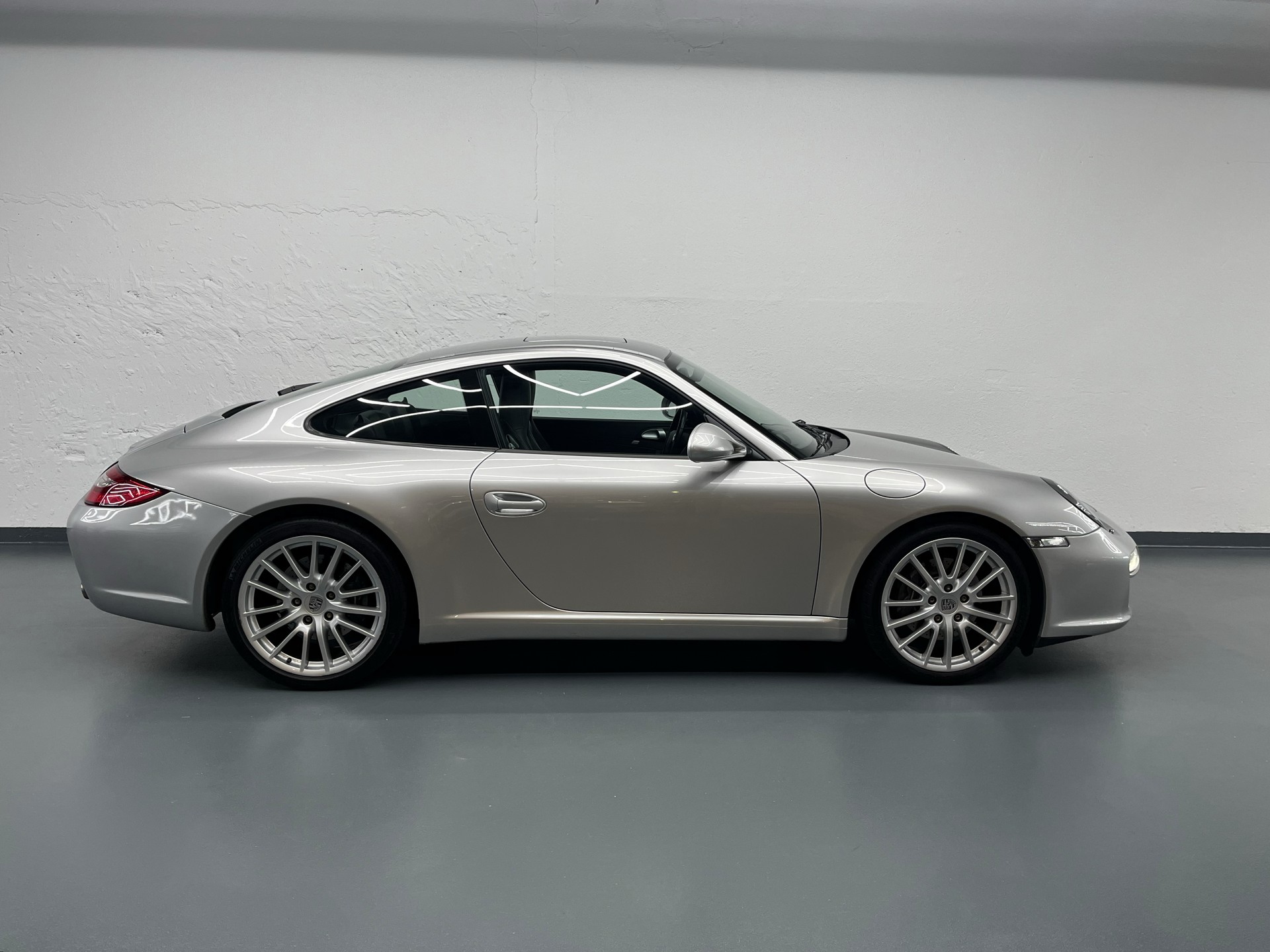 PORSCHE 911 Coupé 3.6 Carrera-image-0