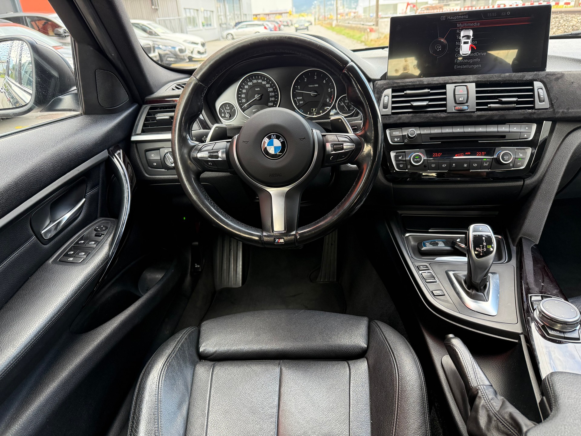 BMW 330d xDrive SAG-image-15