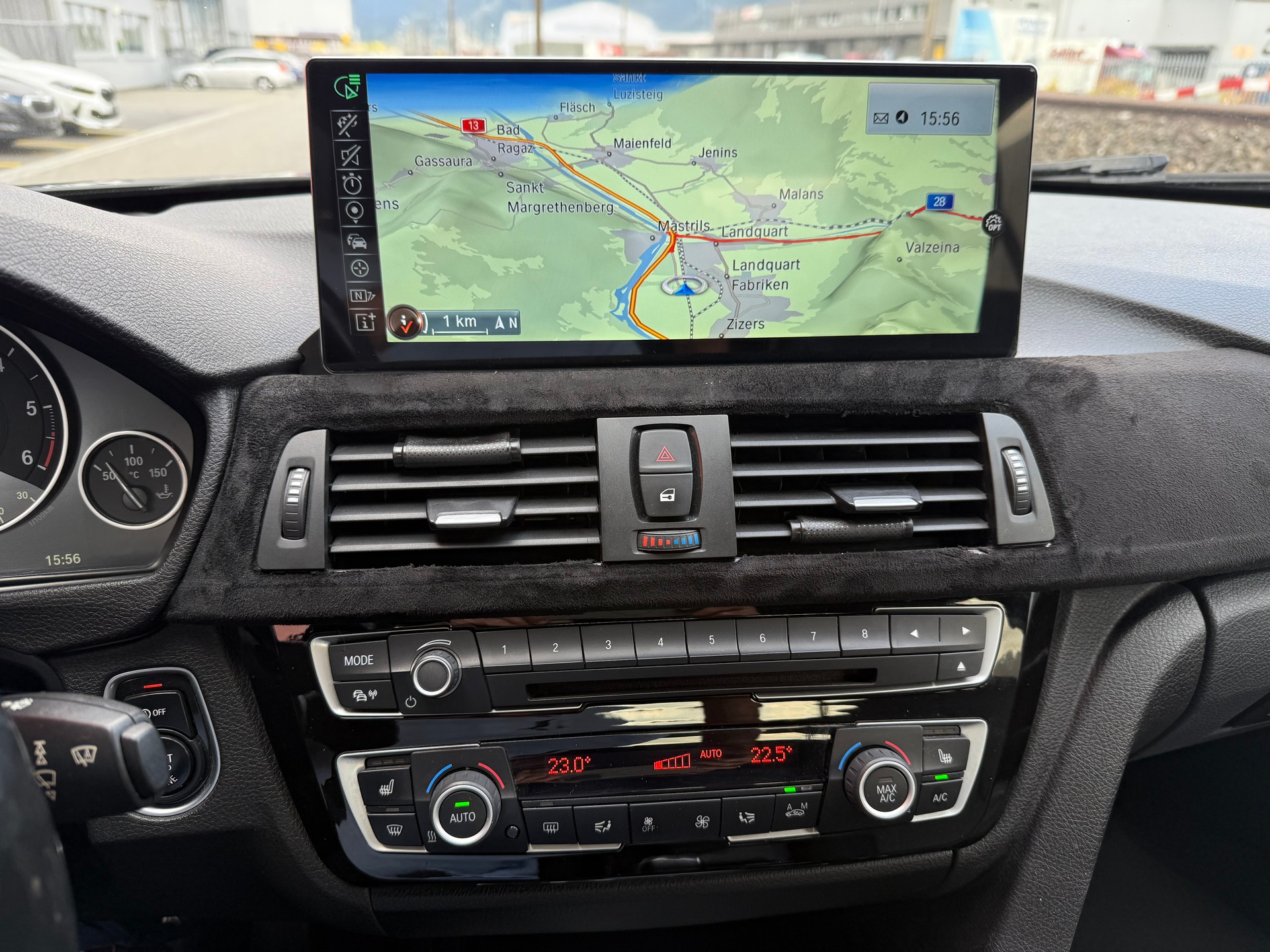 BMW 330d xDrive SAG-image-20