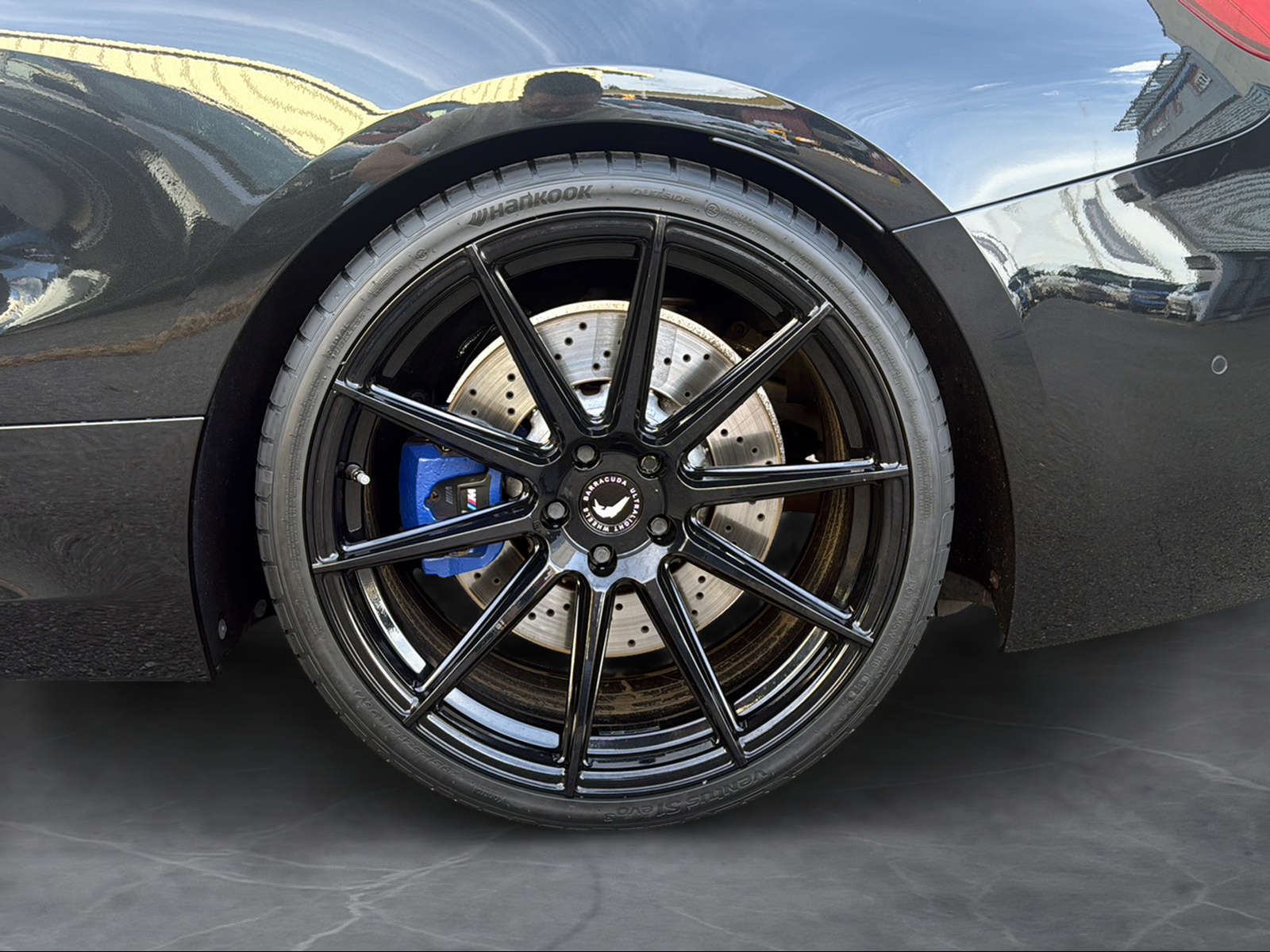 BMW M8 xDrive M Competition Steptronic-image-11