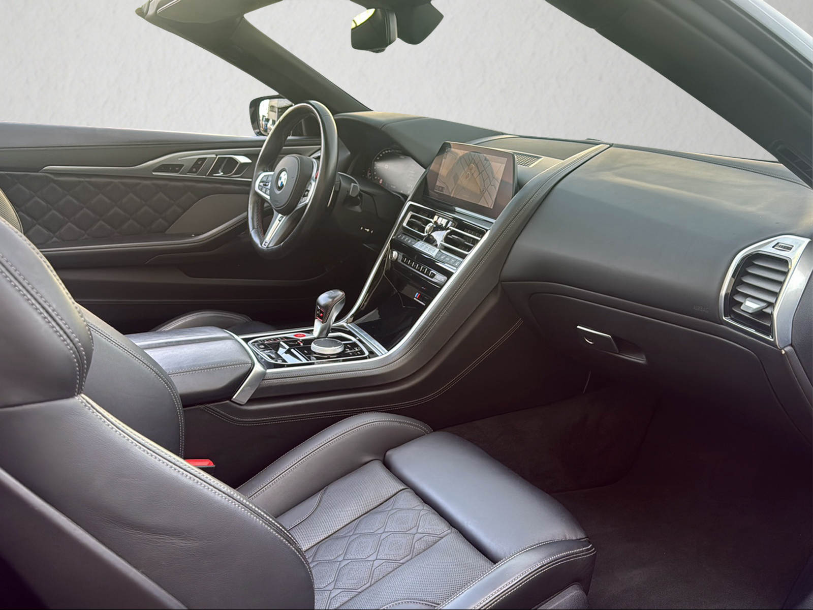 BMW M8 xDrive M Competition Steptronic-image-17