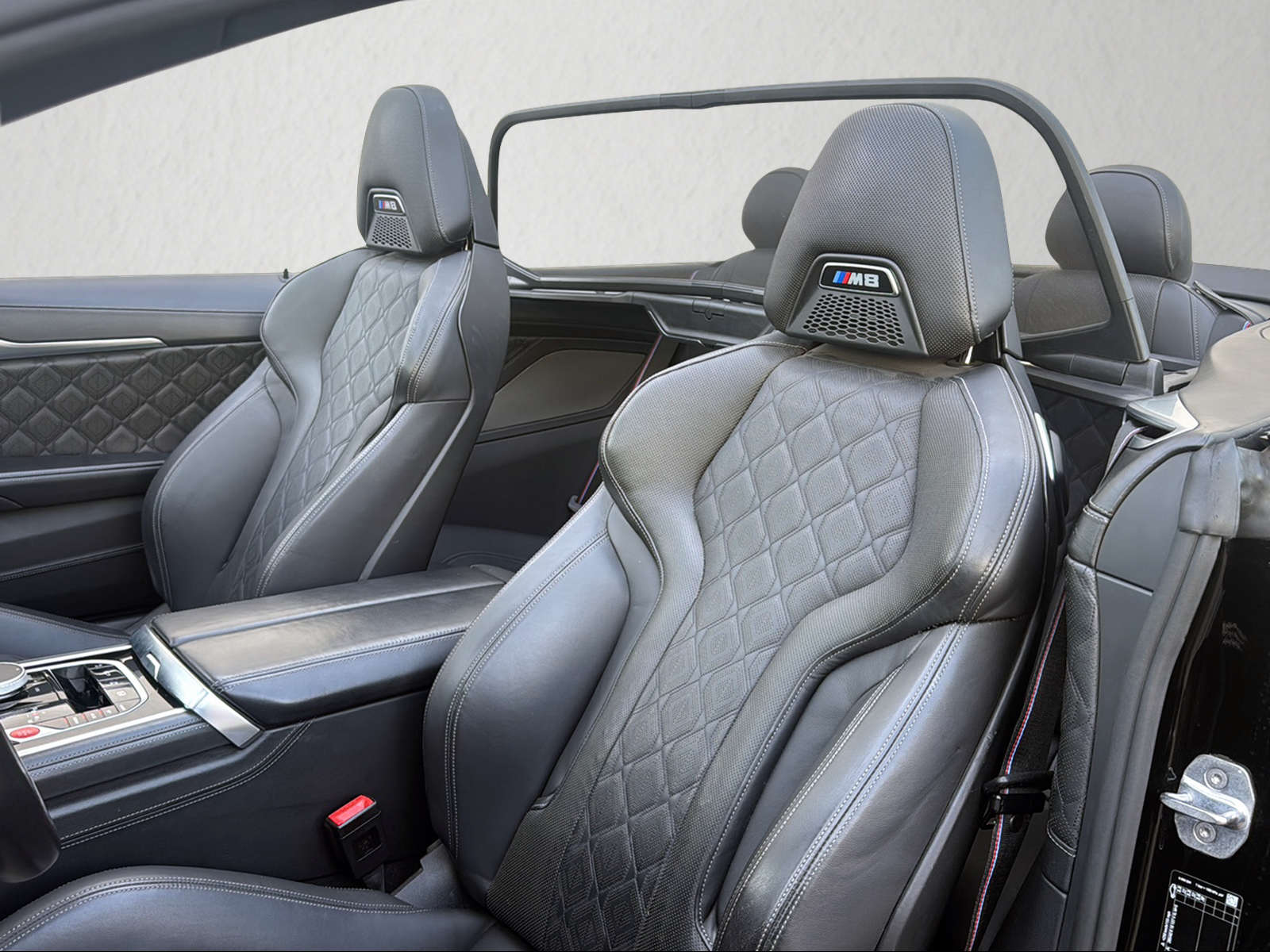 BMW M8 xDrive M Competition Steptronic-image-14