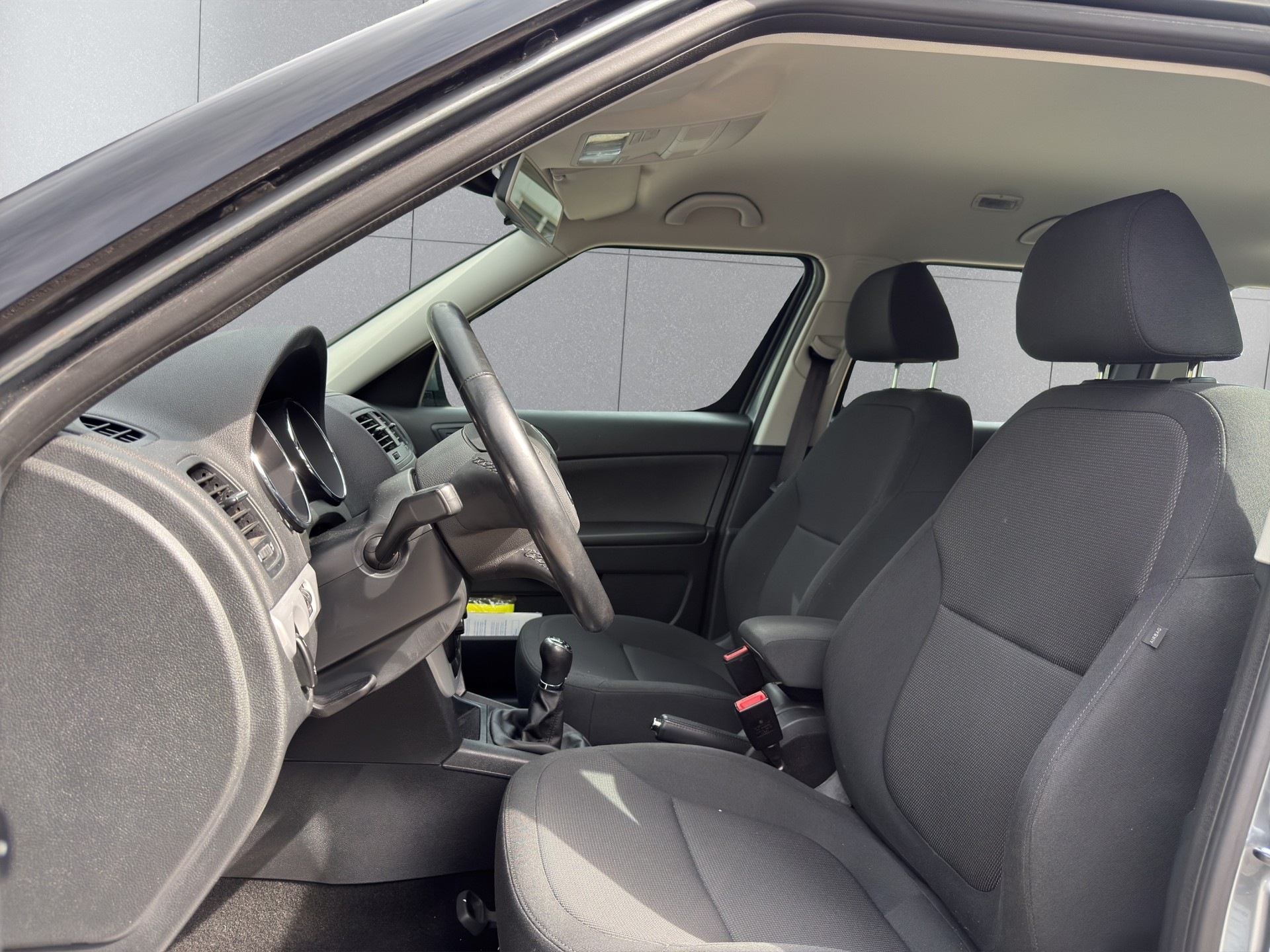 SKODA Yeti 1.8 TSI Ambition 4x4-image-9