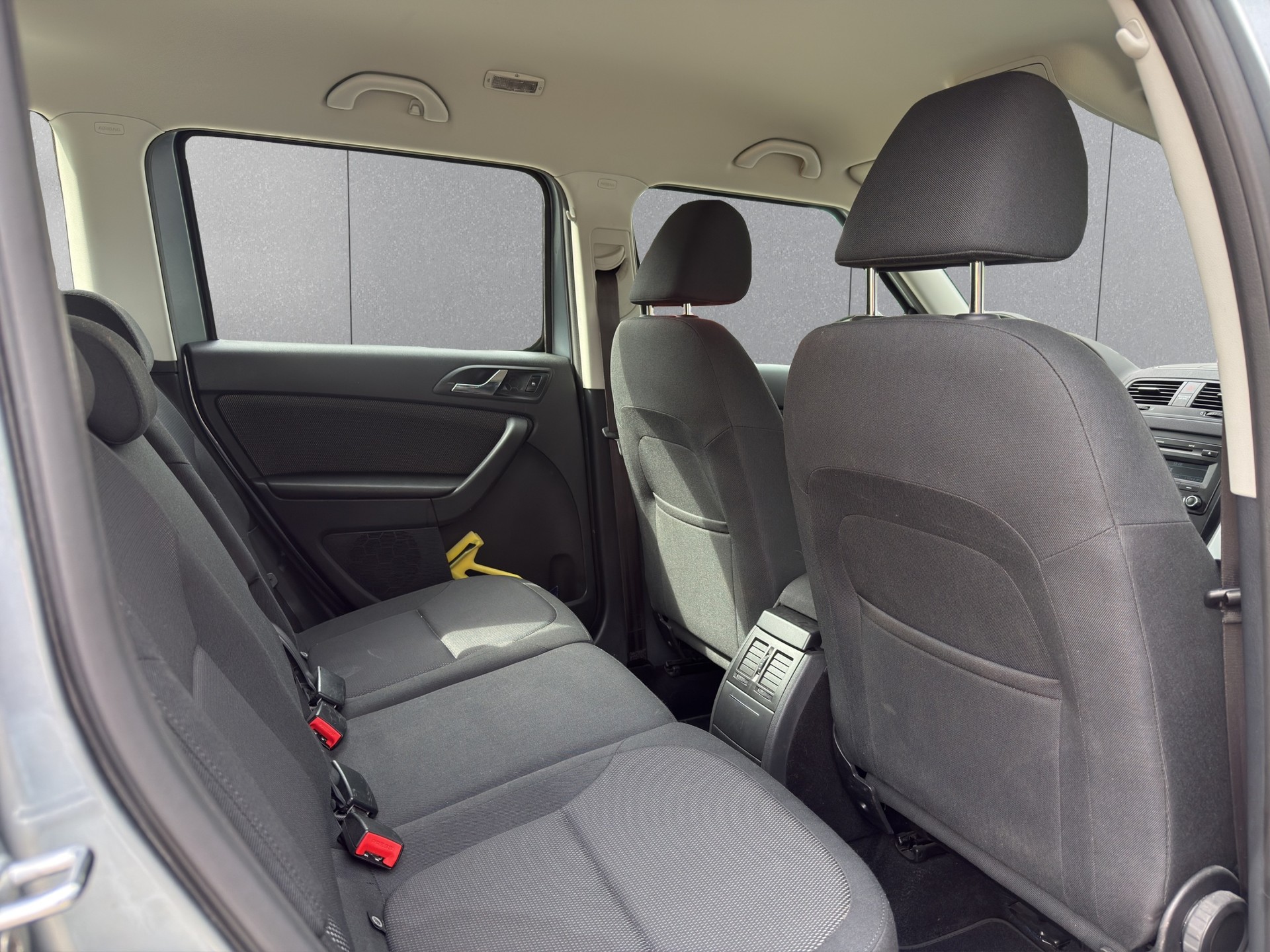 SKODA Yeti 1.8 TSI Ambition 4x4-image-10