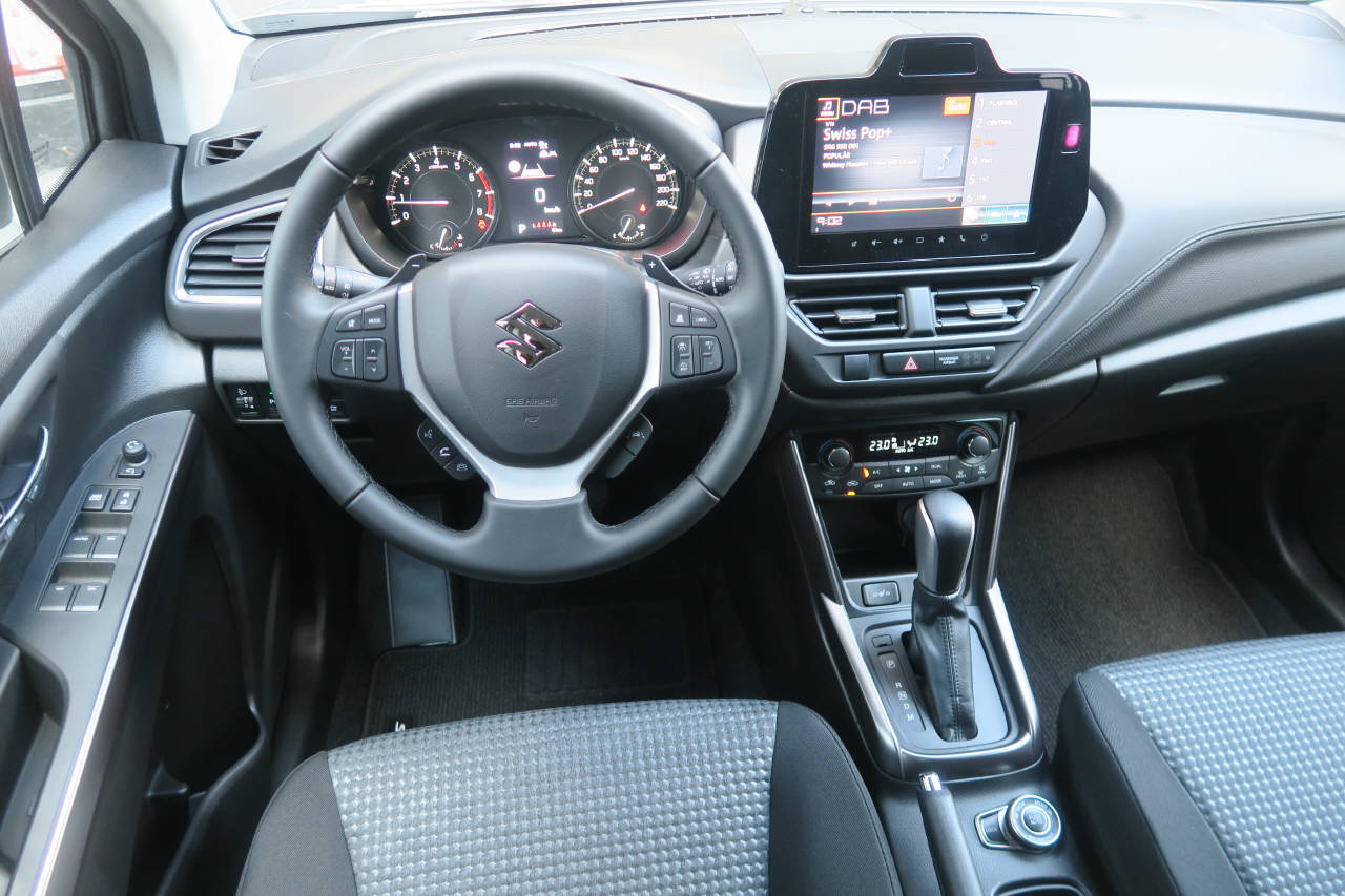 SUZUKI S-Cross 1.4 T Piz Sulai Hybrid 4x4-image-4