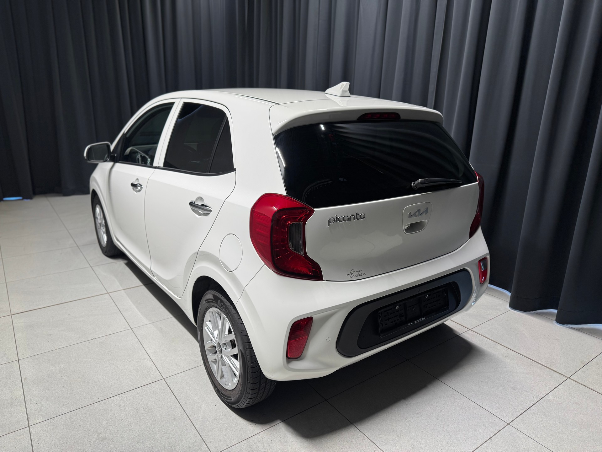 KIA Picanto 1.0 CVVT First Edition AMT (11)-image-3