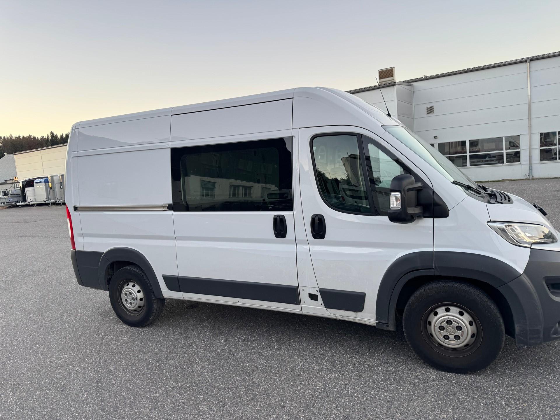 FIAT Ducato 35 2.3 MJ-image-1