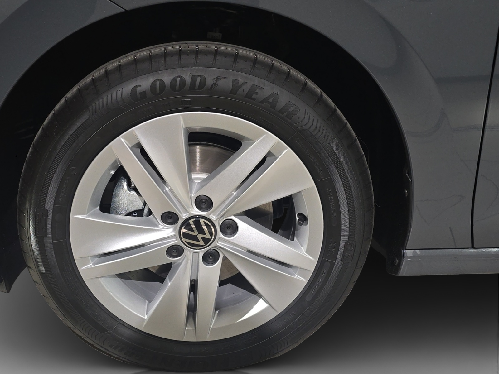 VW Golf 1.5 e TSI mHEV Value DSG-image-15