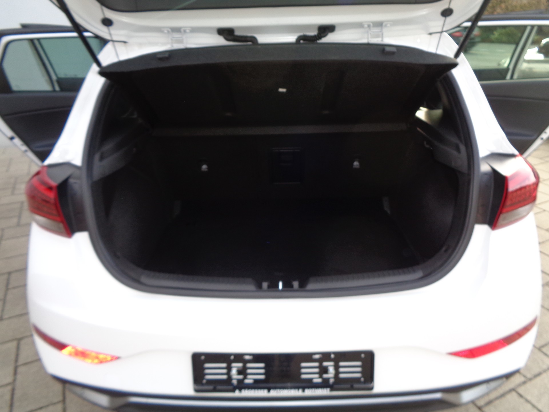 HYUNDAI i30 1.5 T-GDi Vertex 48V MH DCT-image-13