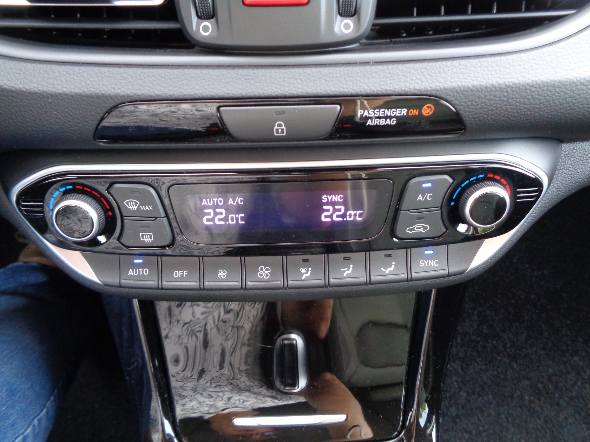 HYUNDAI i30 1.5 T-GDi Vertex 48V MH DCT-image-15