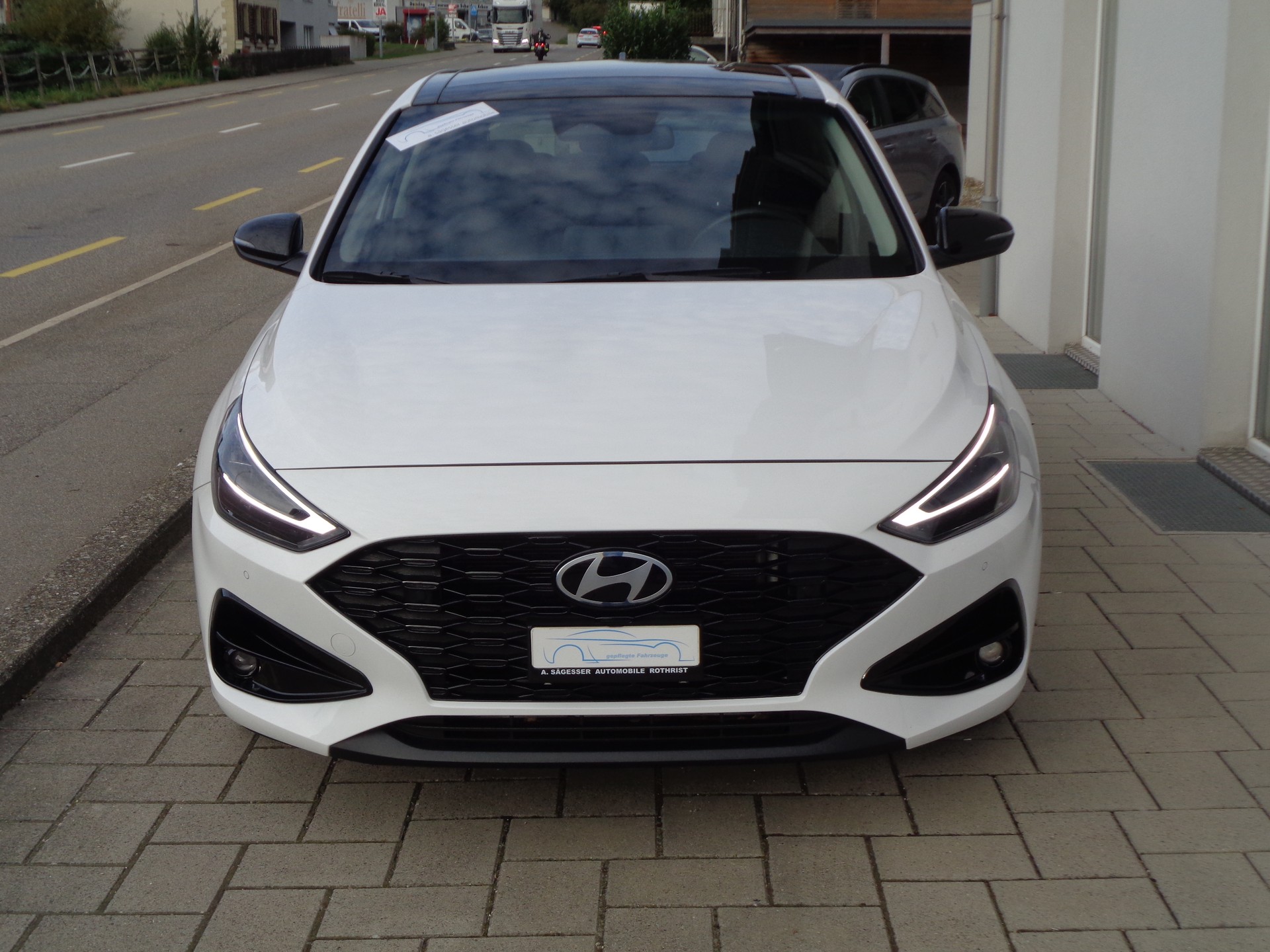 HYUNDAI i30 1.5 T-GDi Vertex 48V MH DCT-image-2