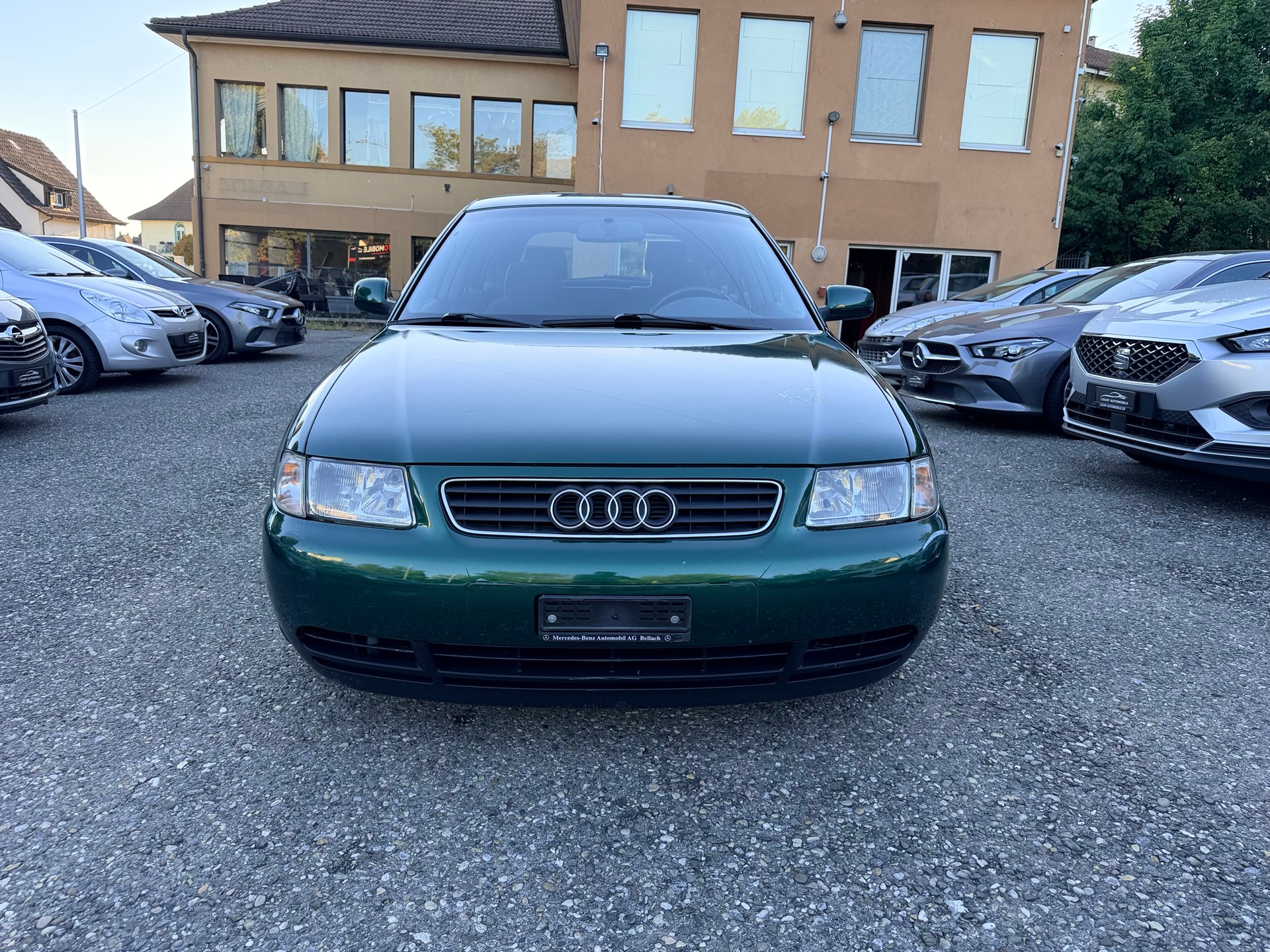 AUDI A3 1.8 T Ambition-image-0