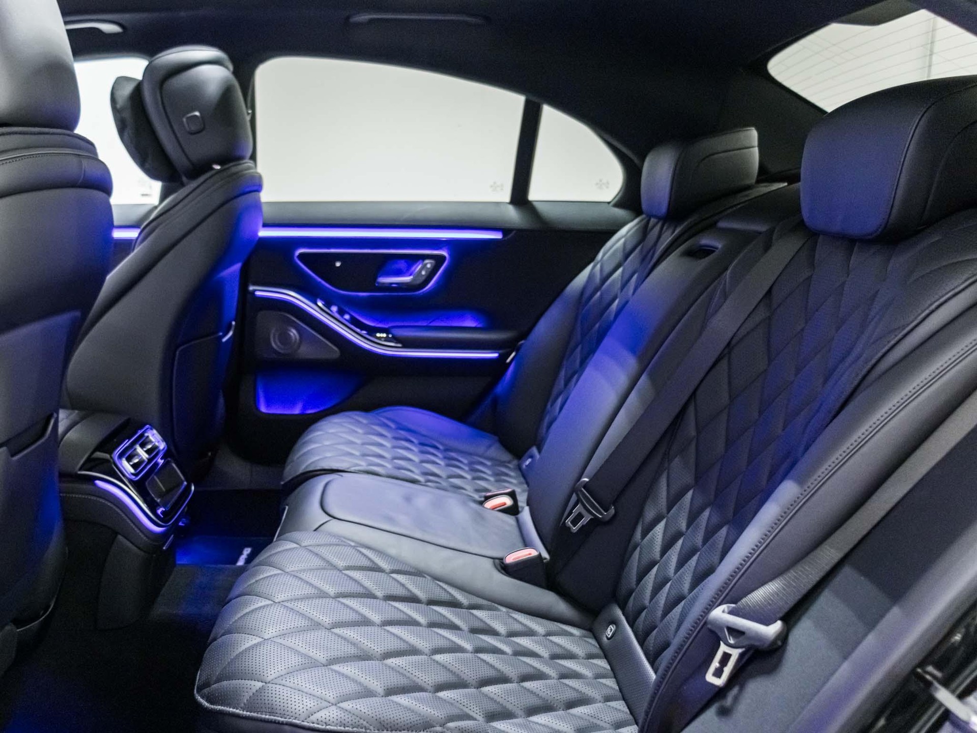 MERCEDES-BENZ S 350 d 4MATIC-image-7