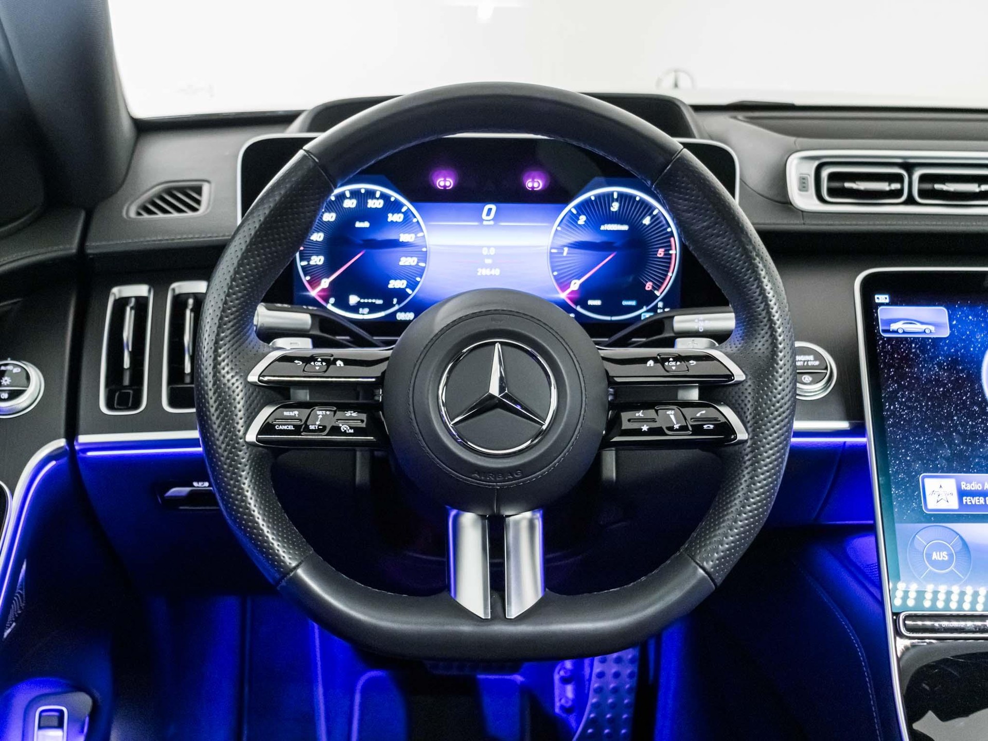 MERCEDES-BENZ S 350 d 4MATIC-image-10