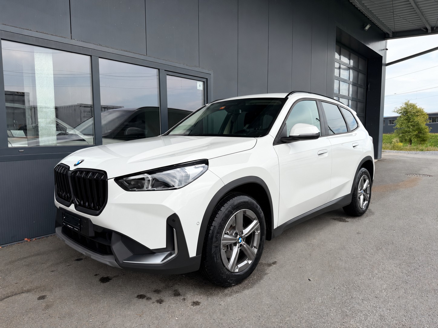 BMW X1 xDrive 20d 48V-image-0