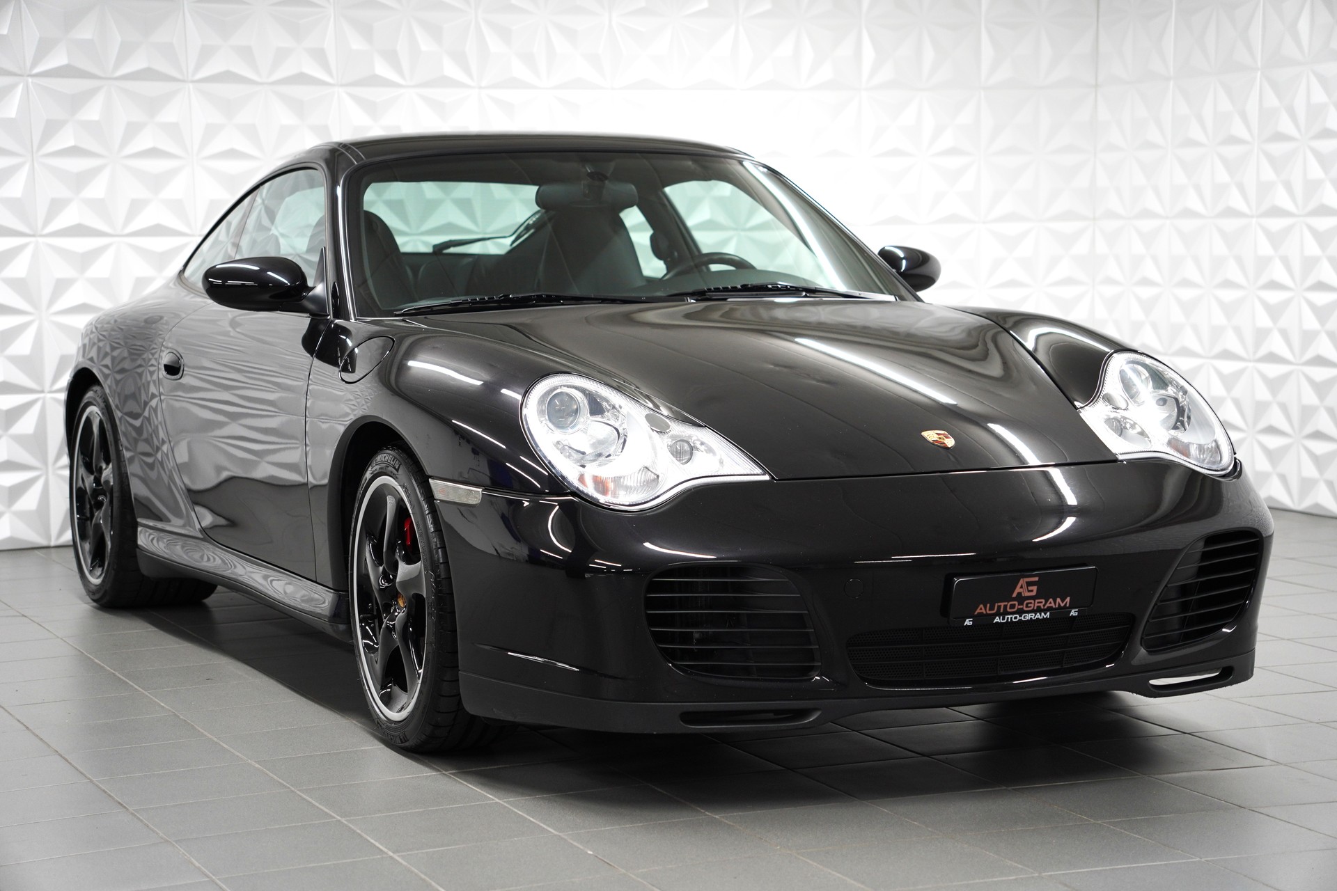 PORSCHE 911 Carrera 4 S-image-6