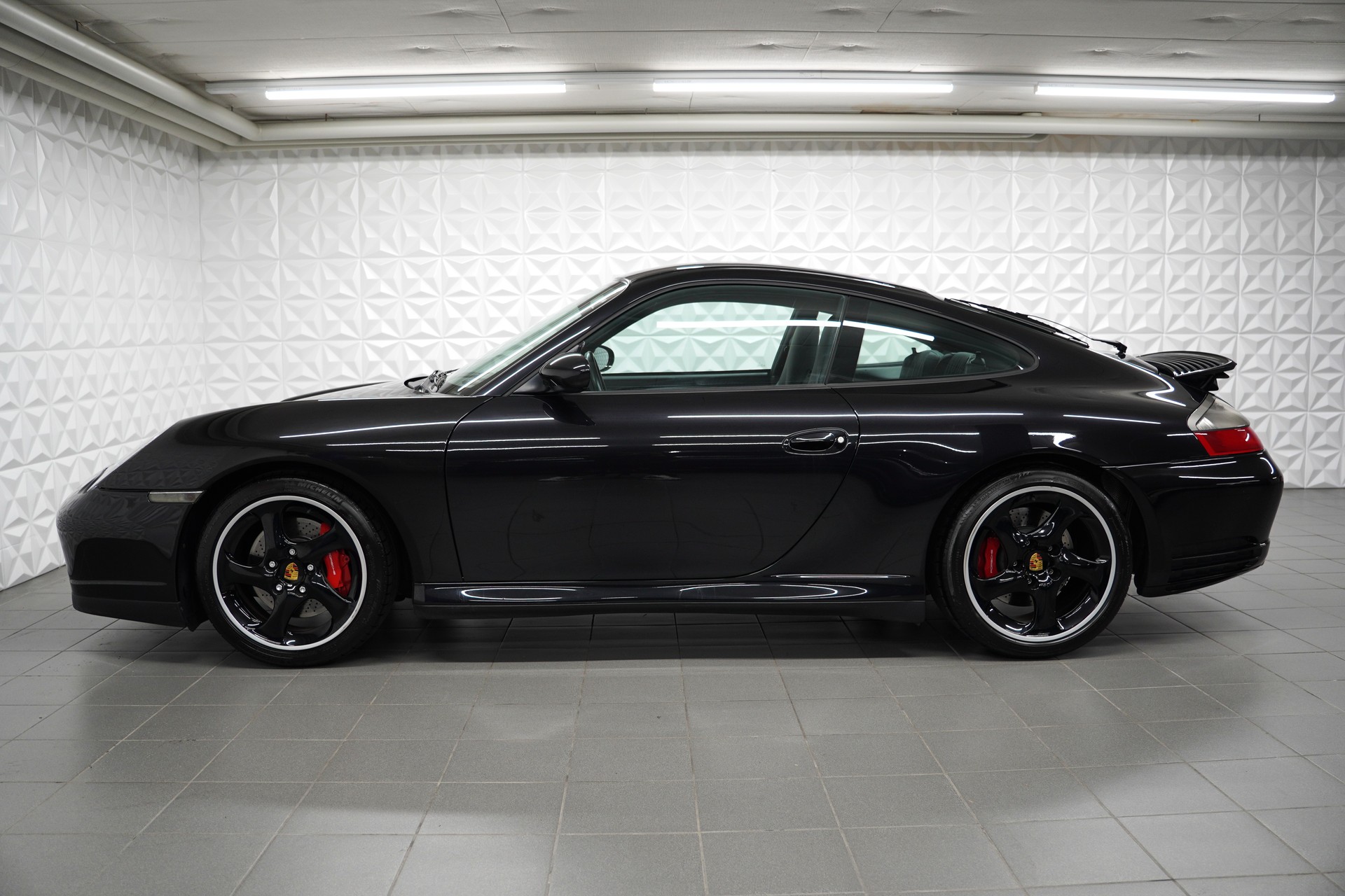 PORSCHE 911 Carrera 4 S-image-1
