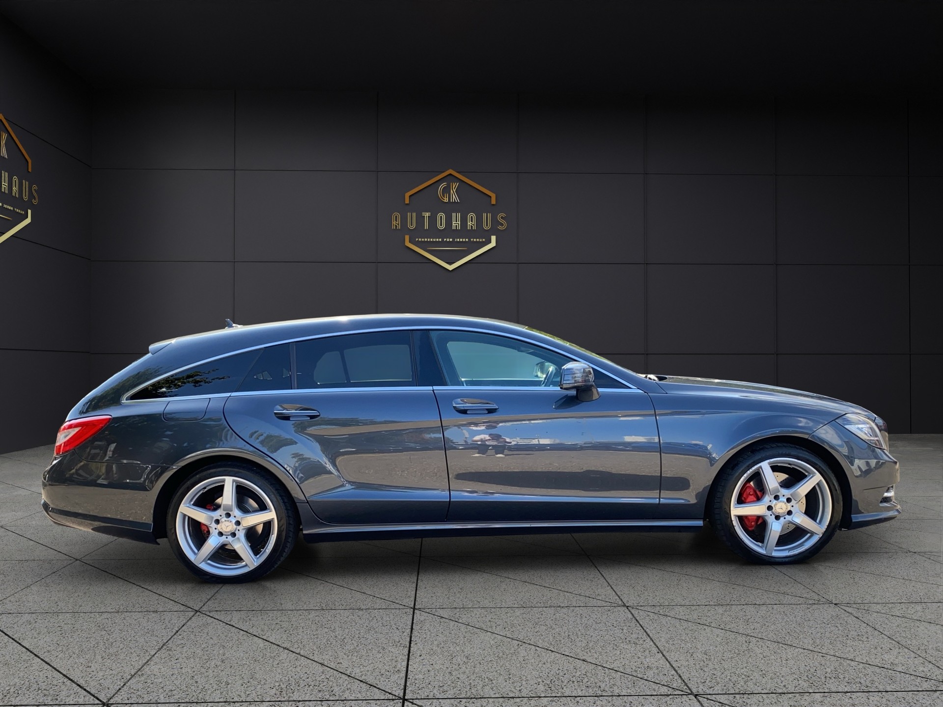 MERCEDES-BENZ CLS Shooting Brake 350 CDI 4Matic 7G-Tronic-image-5