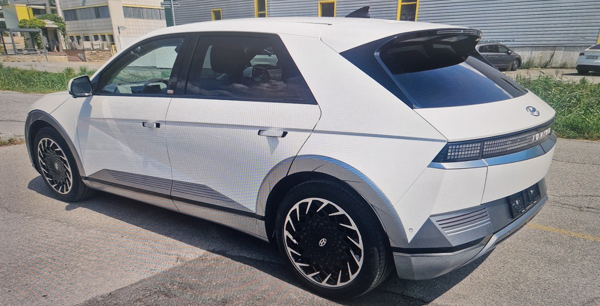 HYUNDAI Ioniq 5 72kWh First Edition 4WD-image-1
