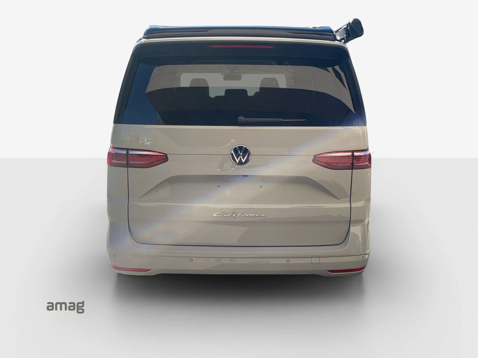 VW California 2.0 TDI Beach Tour Liberty-image-3