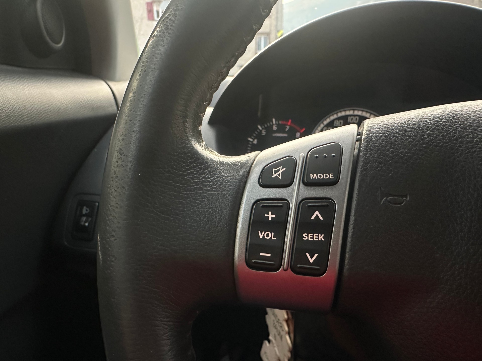 SUZUKI Swift 1.3i 16V GL Top Piz Sulai LE 4x4-image-11