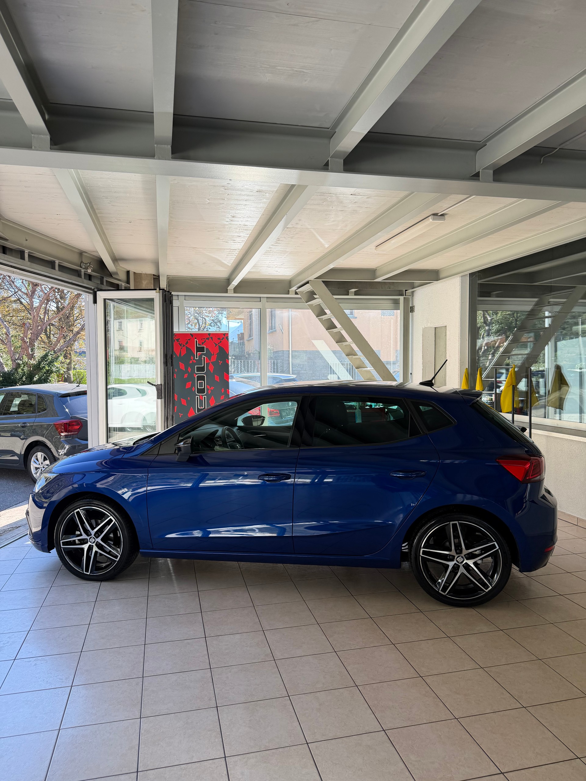 SEAT Ibiza 1.0 EcoTSI DSG FR-image-2