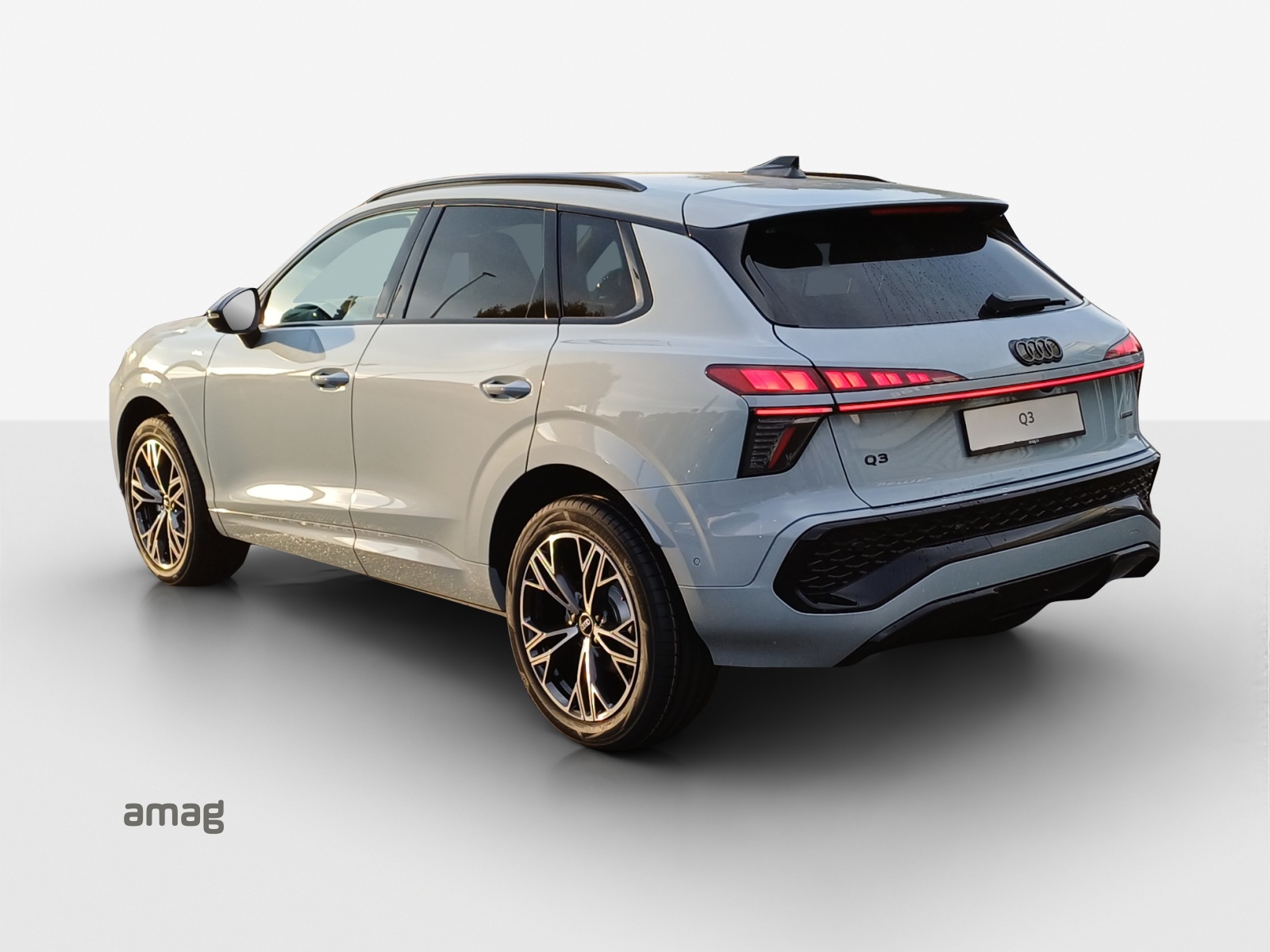 AUDI Q3 SUV TFSI quattro 150 kW S tronic-showroom-element-2