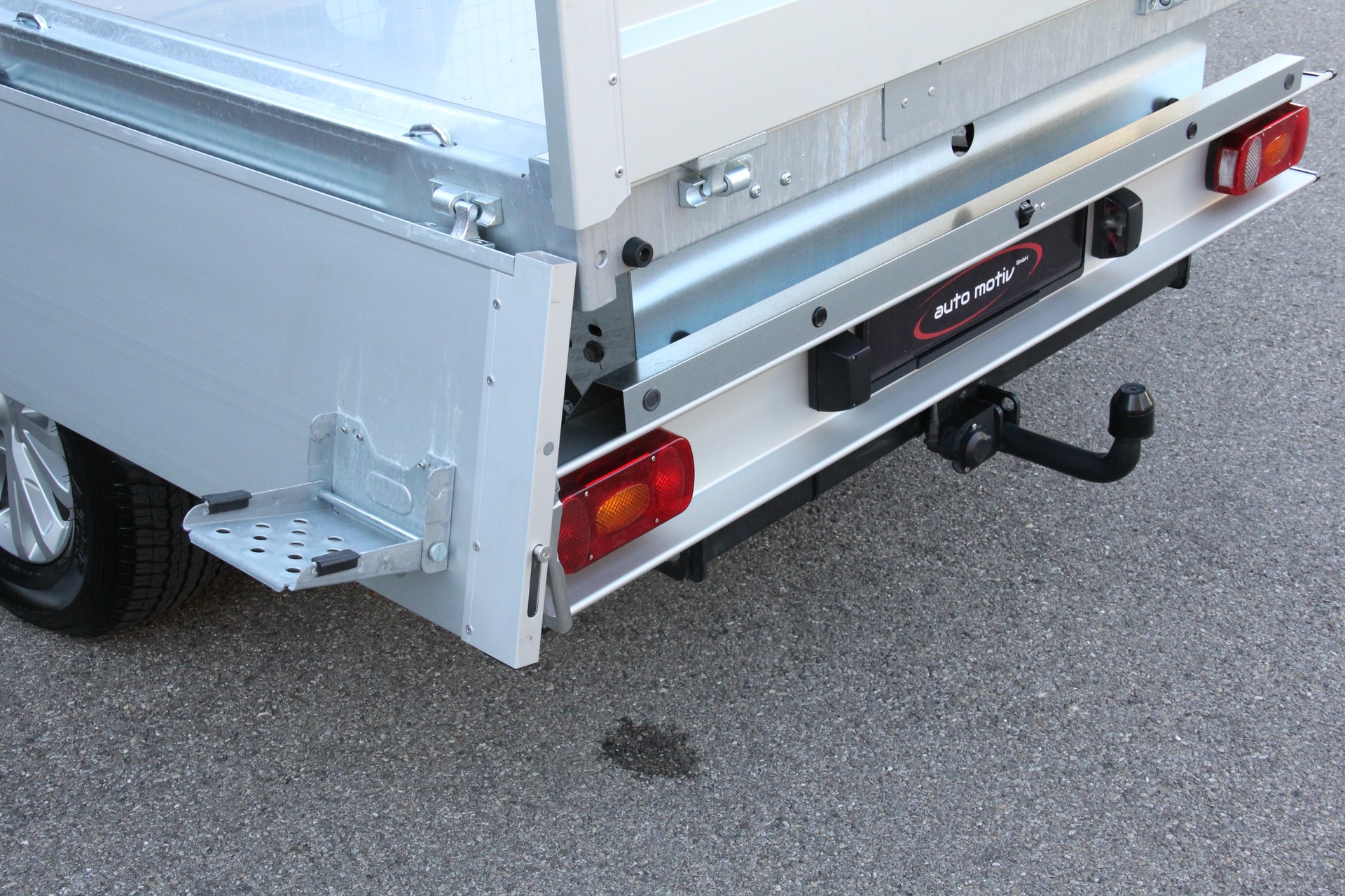 ISUZU D-MAX 1.9 SpaceCab N60B 4x4 **KIPPER-3-SEITEN** -ANHÄNGERKUP.-3500Kg -5-JAHRE-WERKSGAR. -RÜCKFAHRKAM. -AUTOMAT -EDELSTAHL-BODEN-image-5