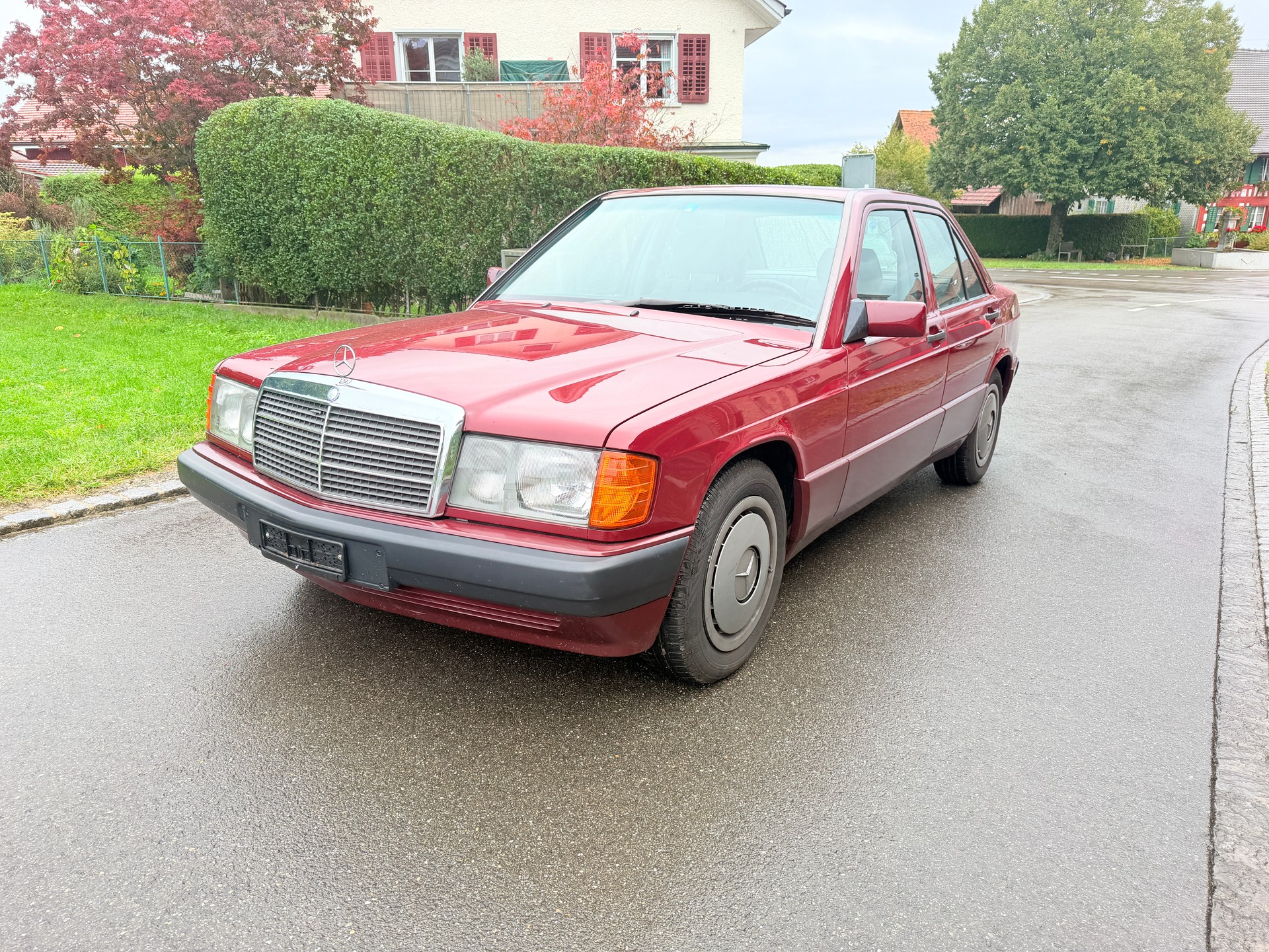 MERCEDES-BENZ 190 E 2.6-image-2