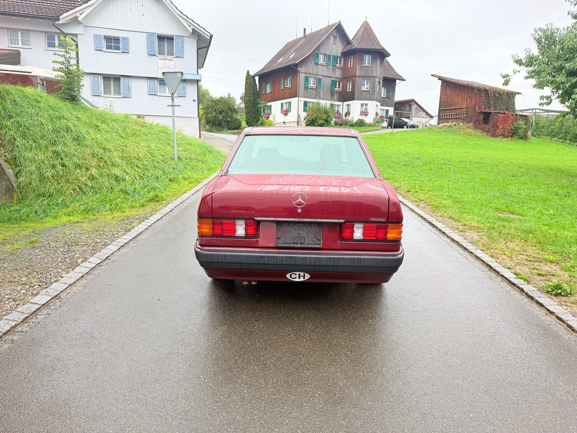 MERCEDES-BENZ 190 E 2.6-image-5