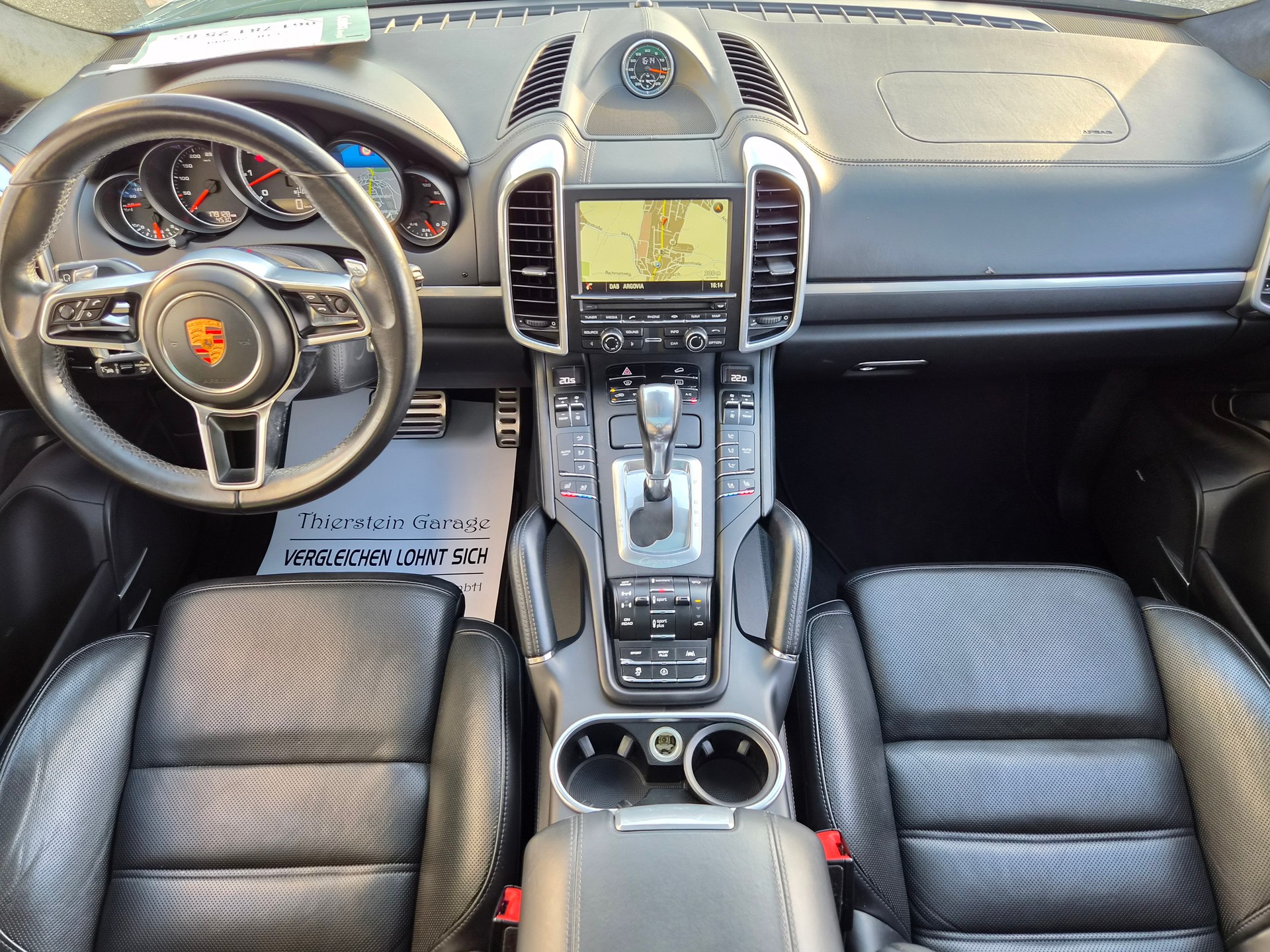 PORSCHE Cayenne Turbo-image-15