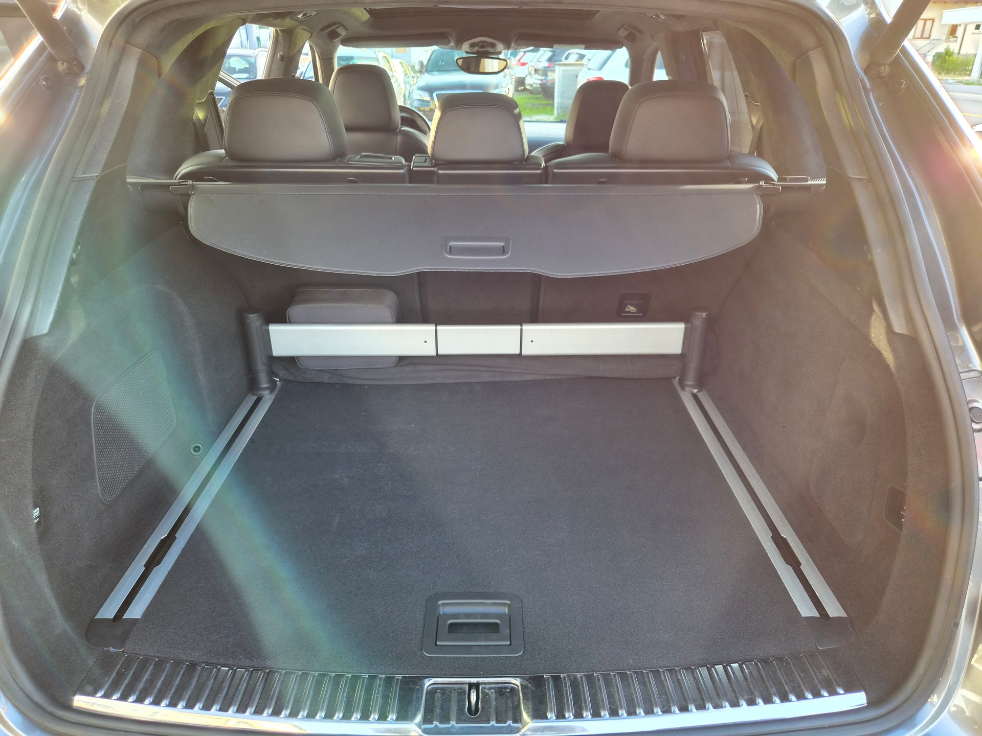 PORSCHE Cayenne Turbo-image-12