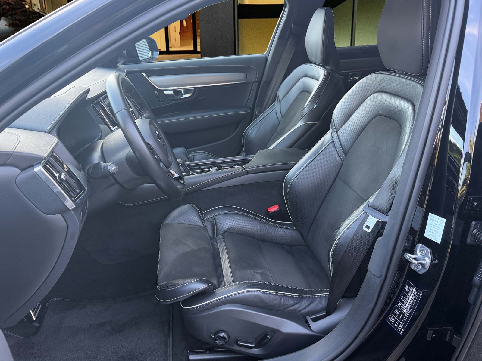 VOLVO V90 2.0 B4 Core-image-9