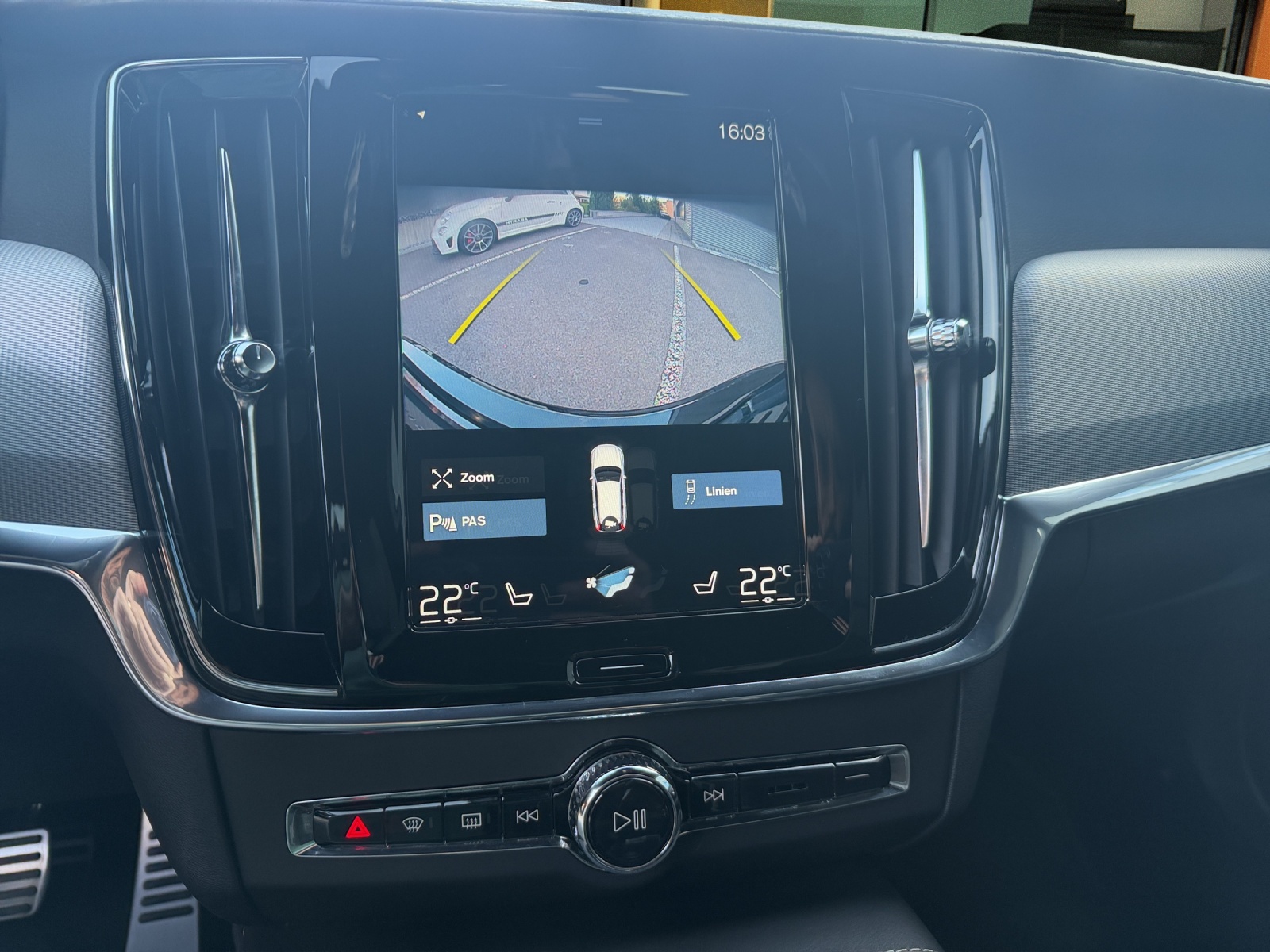 VOLVO V90 2.0 B4 Core-image-16