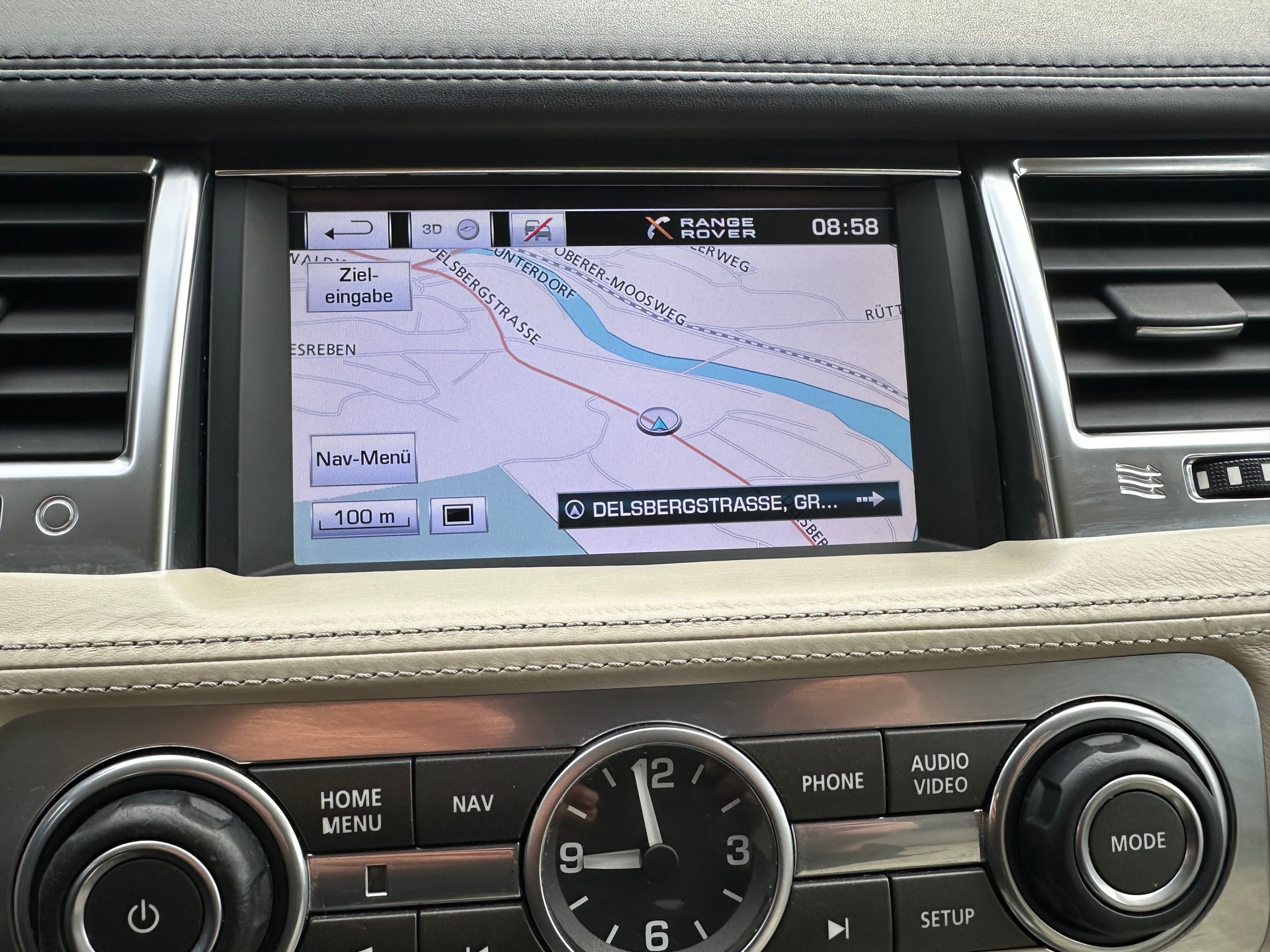 LAND ROVER Range Rover Sport 3.0 TDV6 Zermatt Automatic-image-18