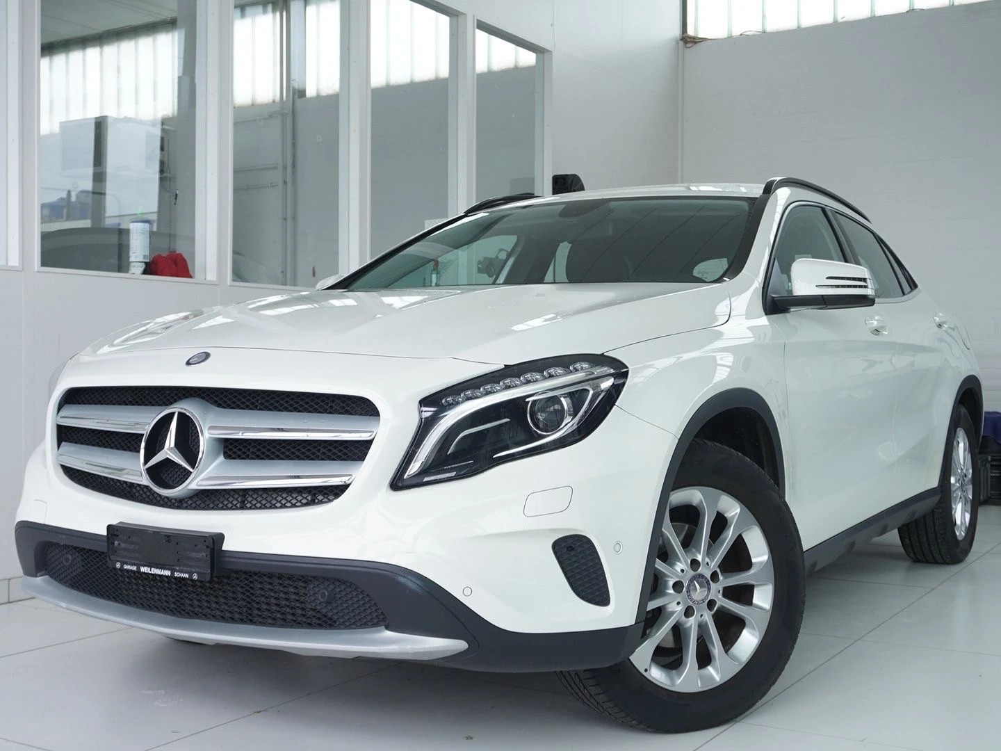 MERCEDES-BENZ GLA 200 CDI Swiss Star Edition Style 4Matic 7G-DCT