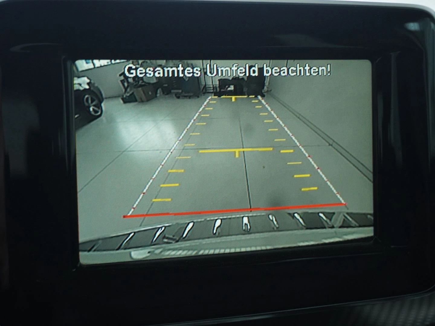 MERCEDES-BENZ GLA 200 CDI Swiss Star Edition Style 4Matic 7G-DCT-image-6