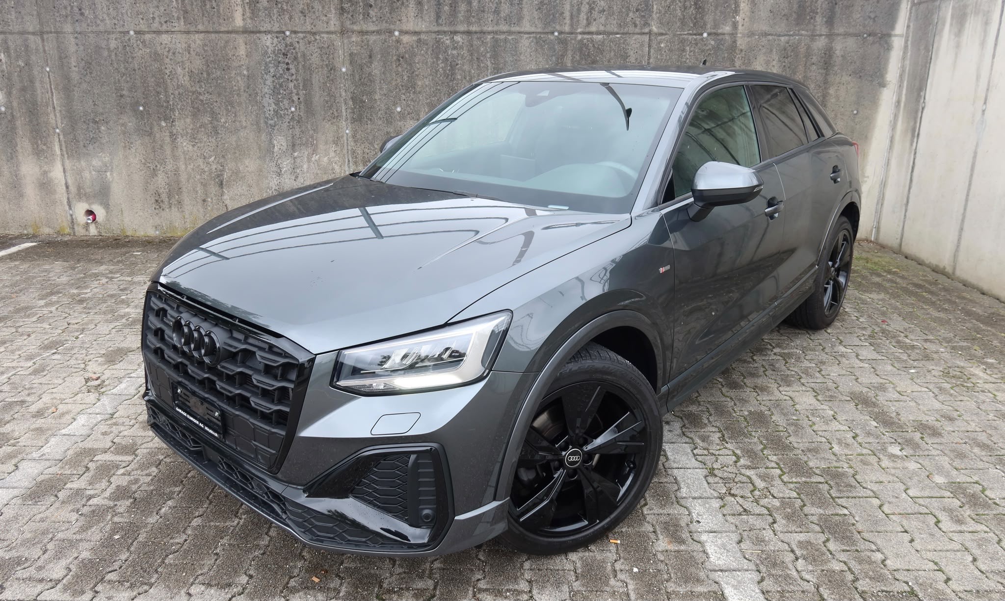 Car photo