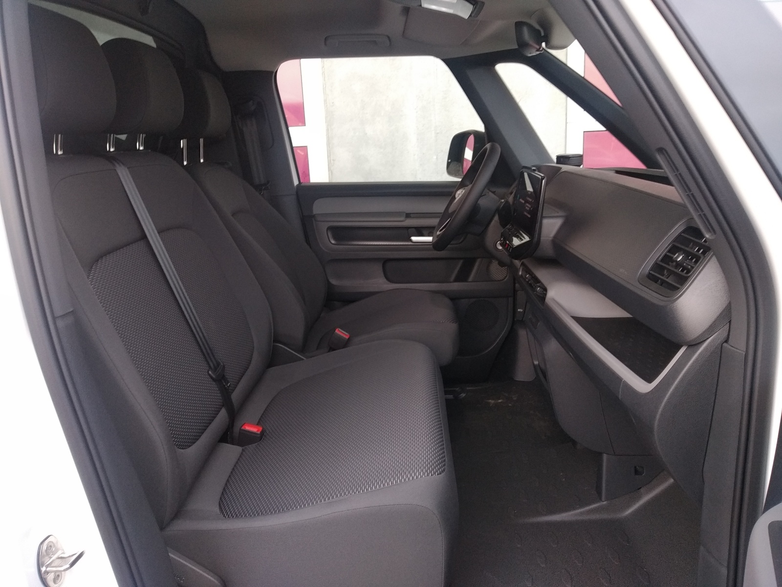 VW ID. Buzz Cargo-image-10