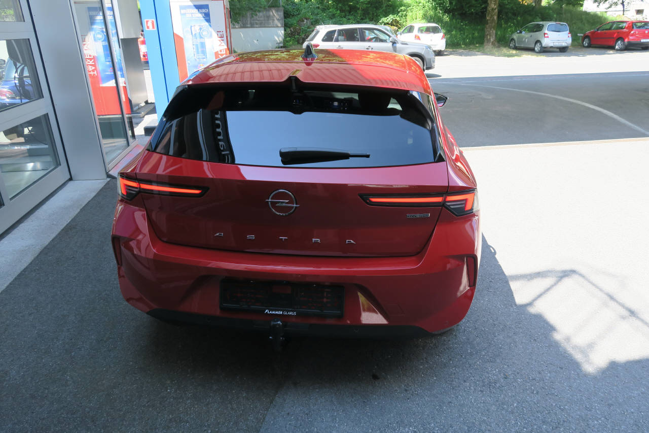 OPEL Astra 1.6 T PHEV 180 Swiss-image-2