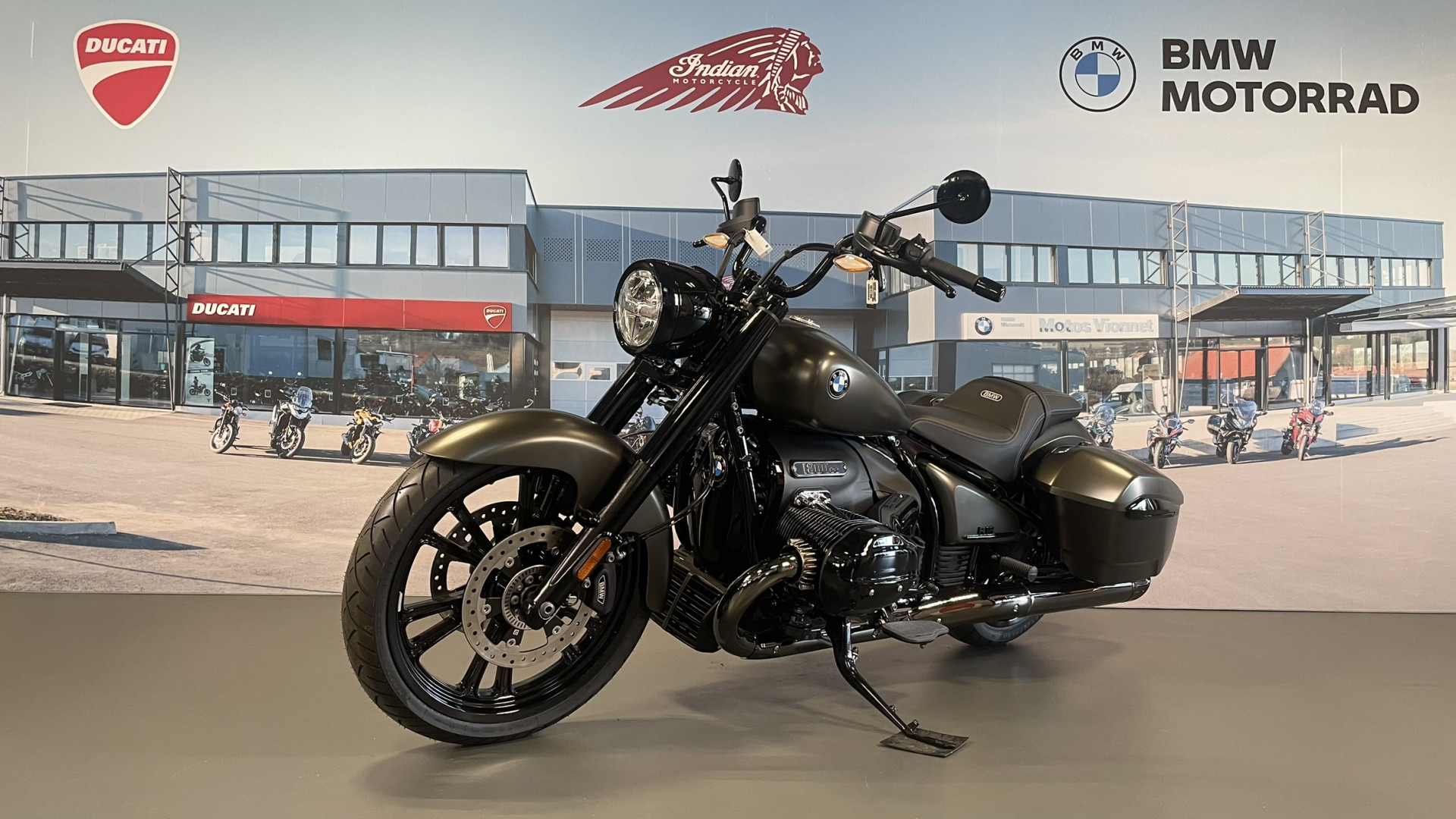 BMW R 18 Roctane Prime de 10'000CHF Leasing à partir de 0.9%-showroom-element-2
