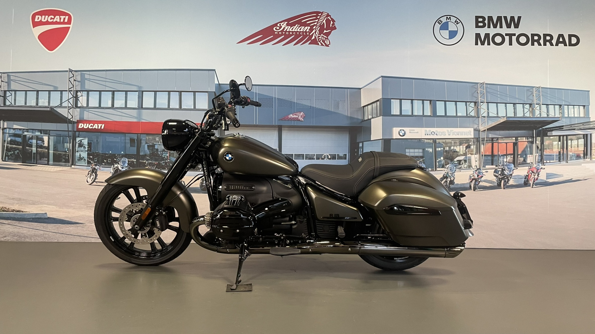 BMW R 18 Roctane Prime de 10'000CHF Leasing à partir de 0.9%-showroom-element-3