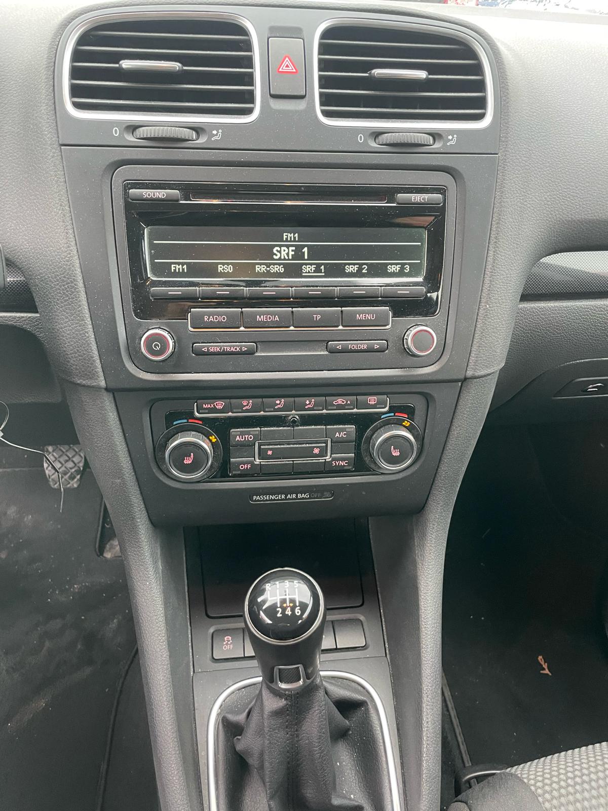 VW Golf Variant 1.6 TDI Comfortline 4Motion-image-7